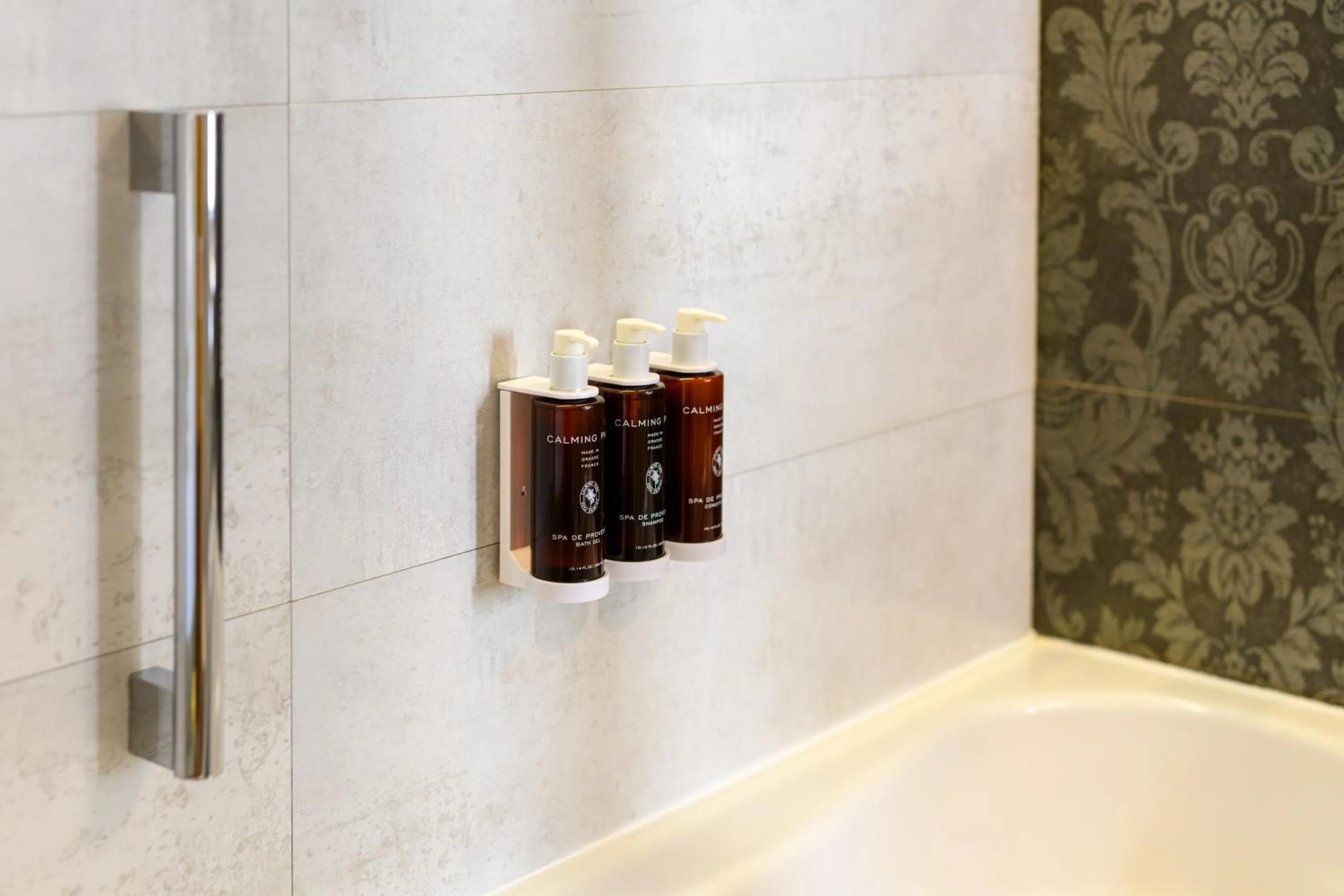 Shower in Hotel De Martin