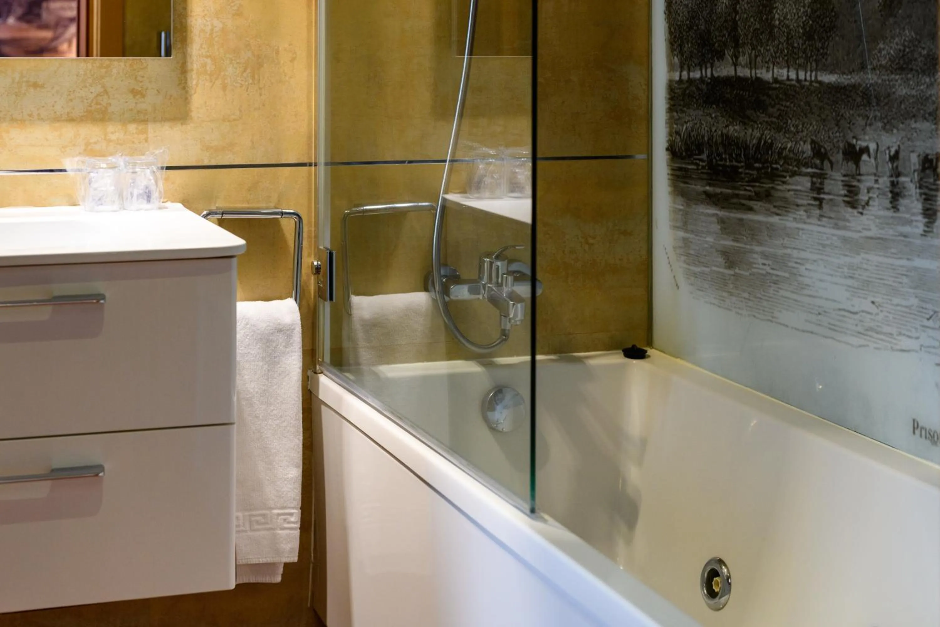 Hot Tub in Hotel De Martin