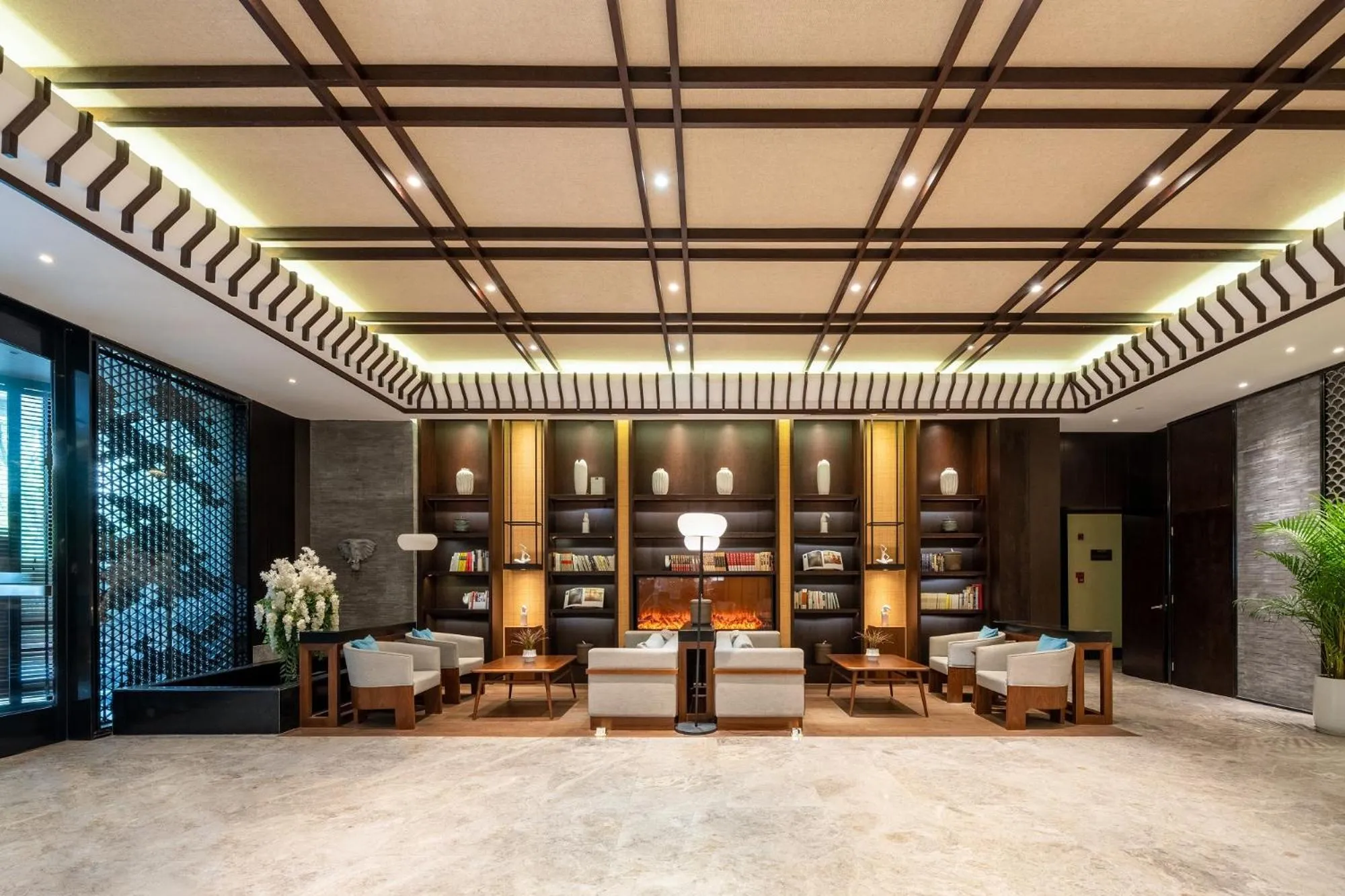 Lobby or reception in SSAW Boutique Hotel Liuzhou