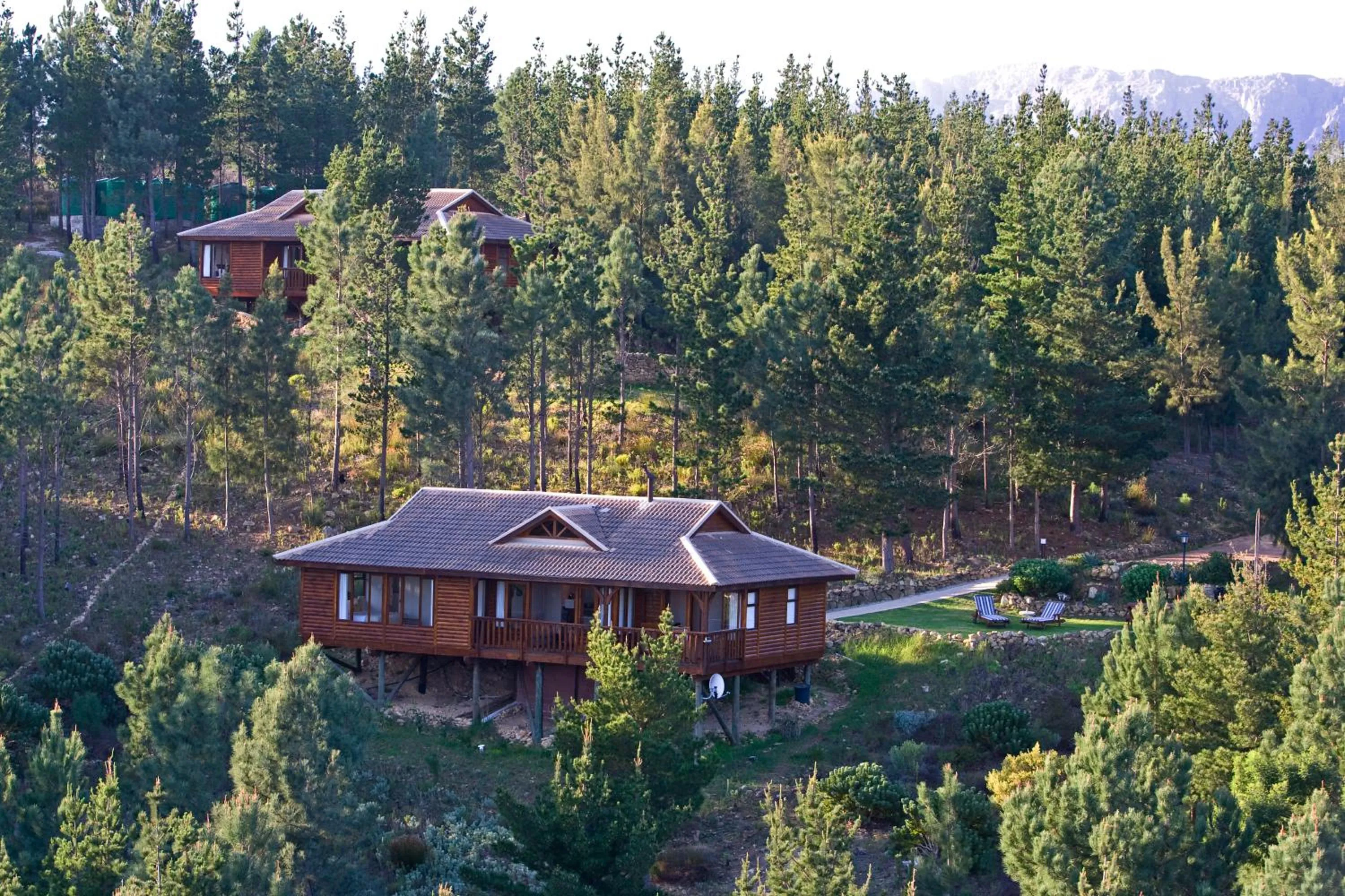 Property building in Lalapanzi Lodge