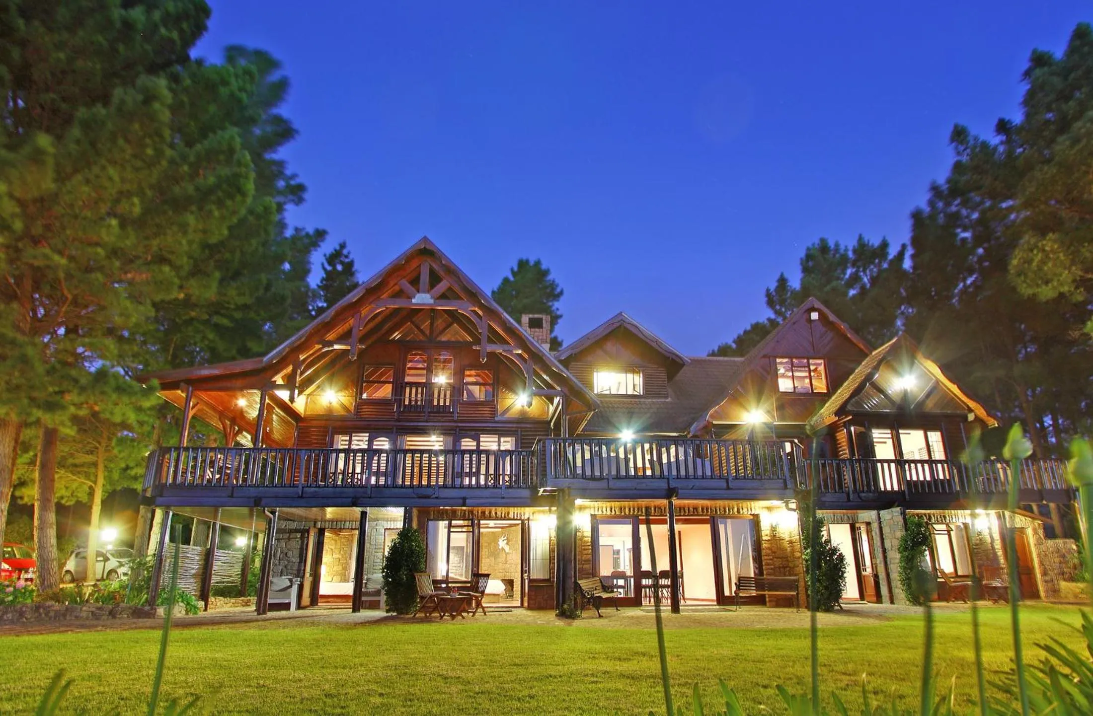 Patio in Lalapanzi Lodge
