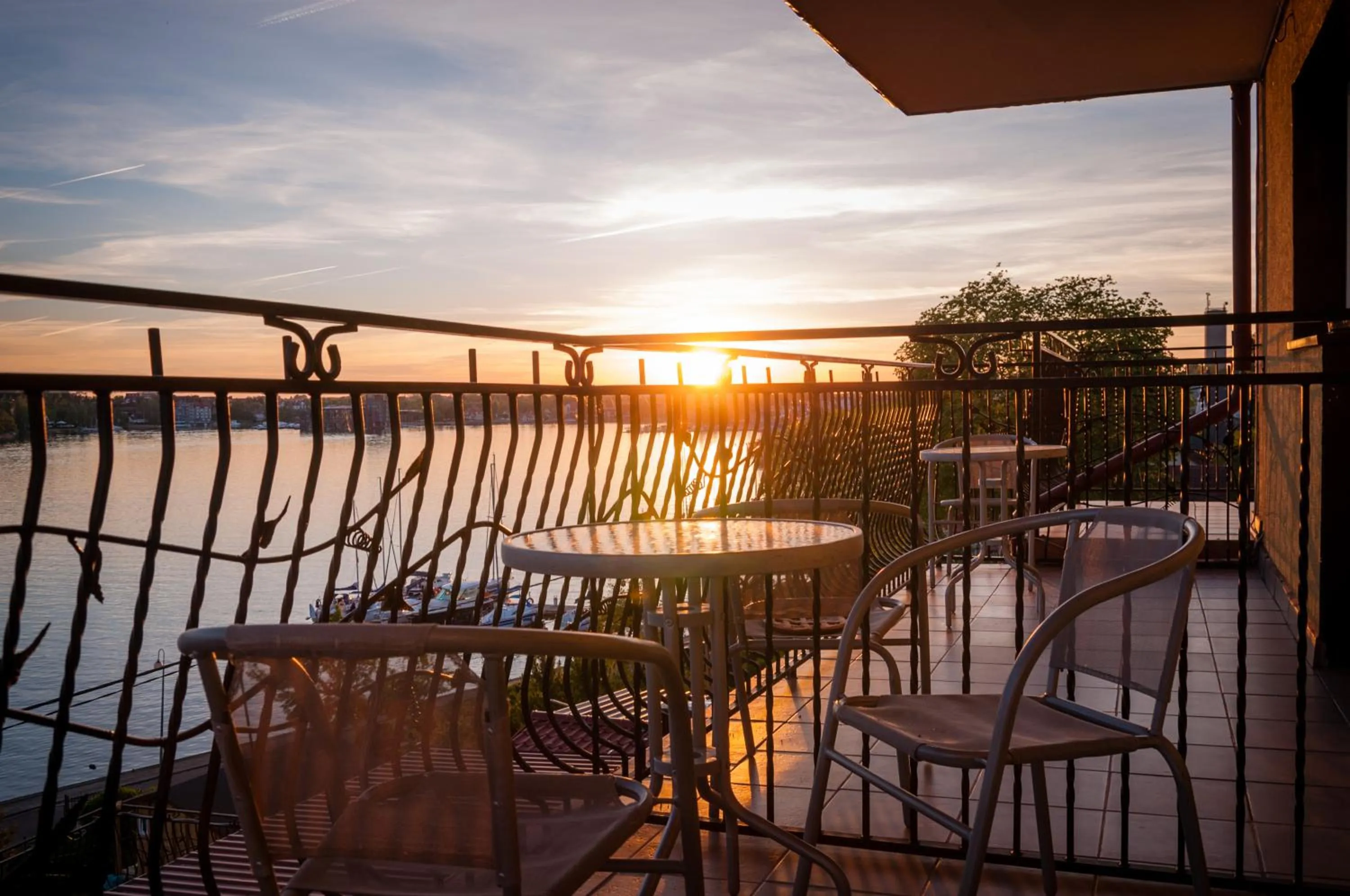 Lake view in Hotel Na Skarpie