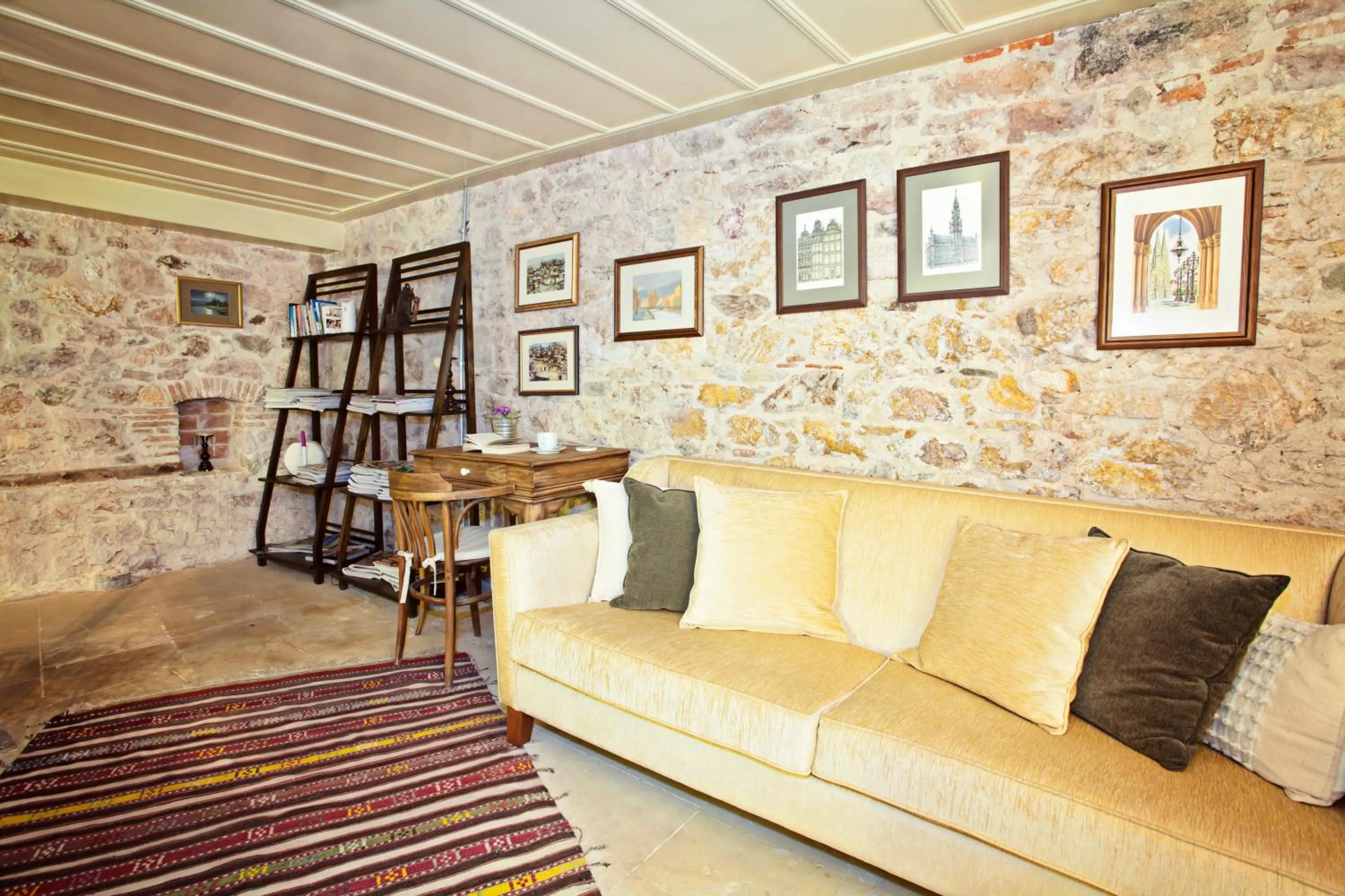 Living room in Macaron Konagi