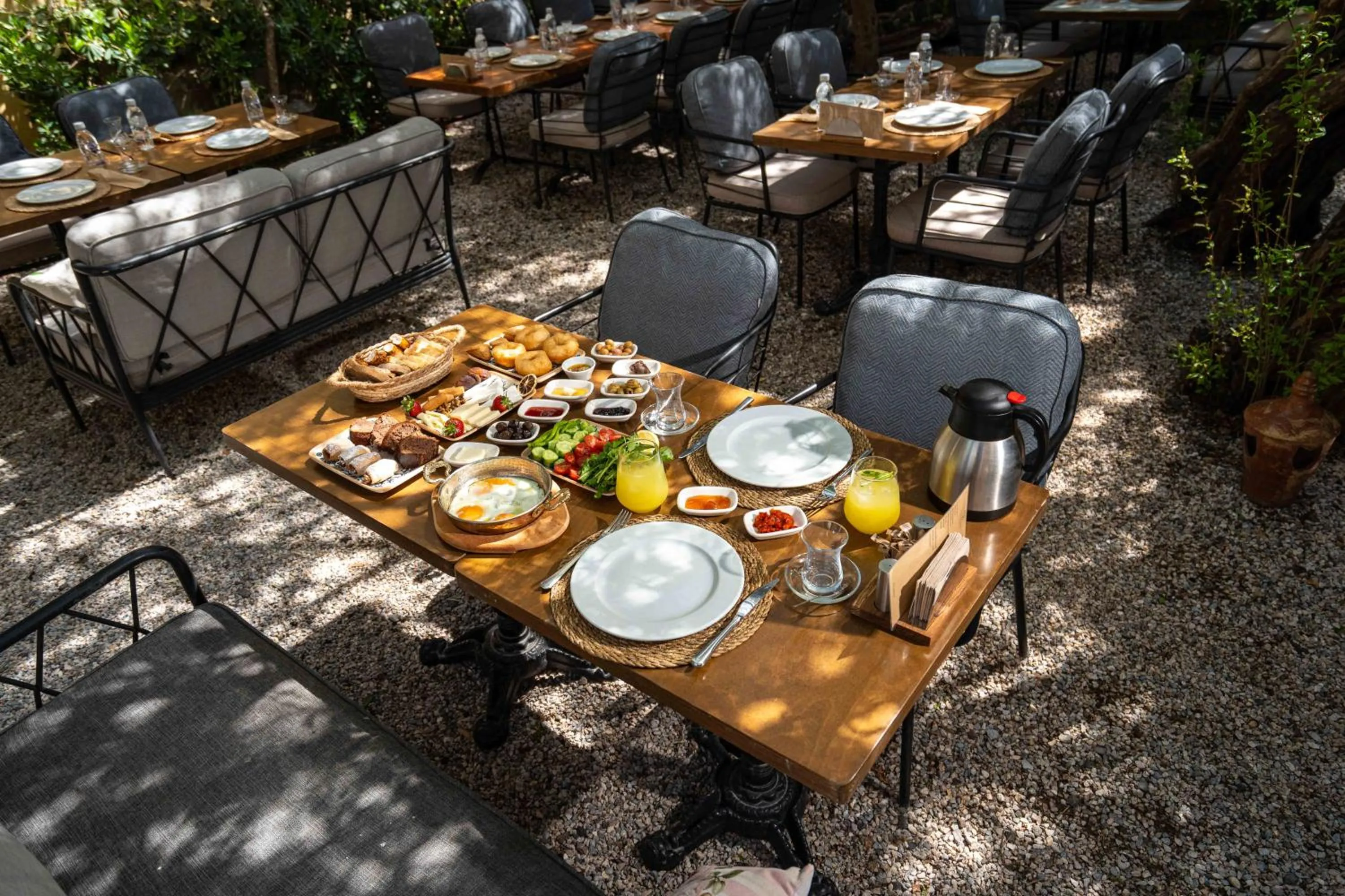 Food in Macaron Konagi