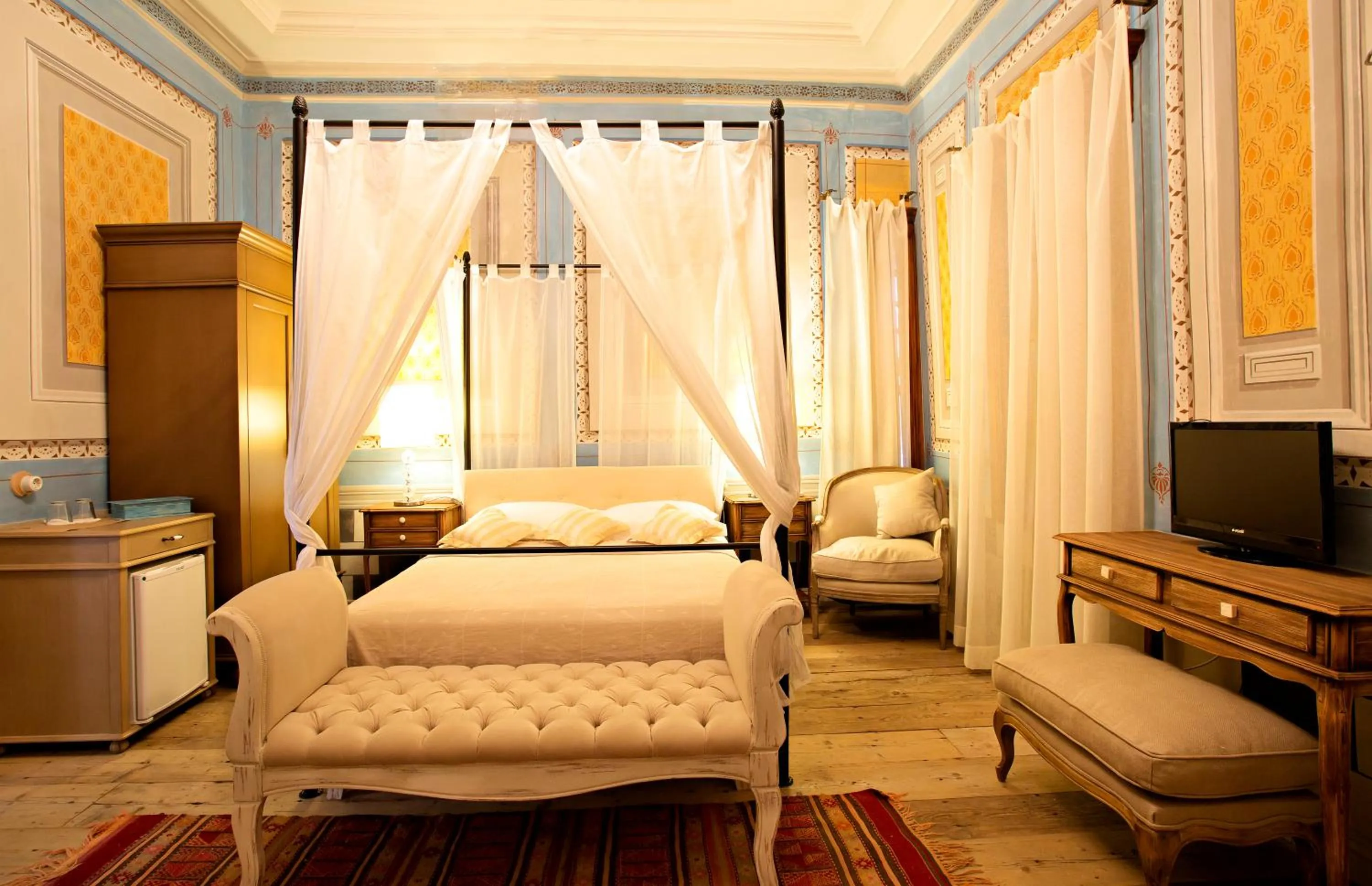 Photo of the whole room in Macaron Konagi