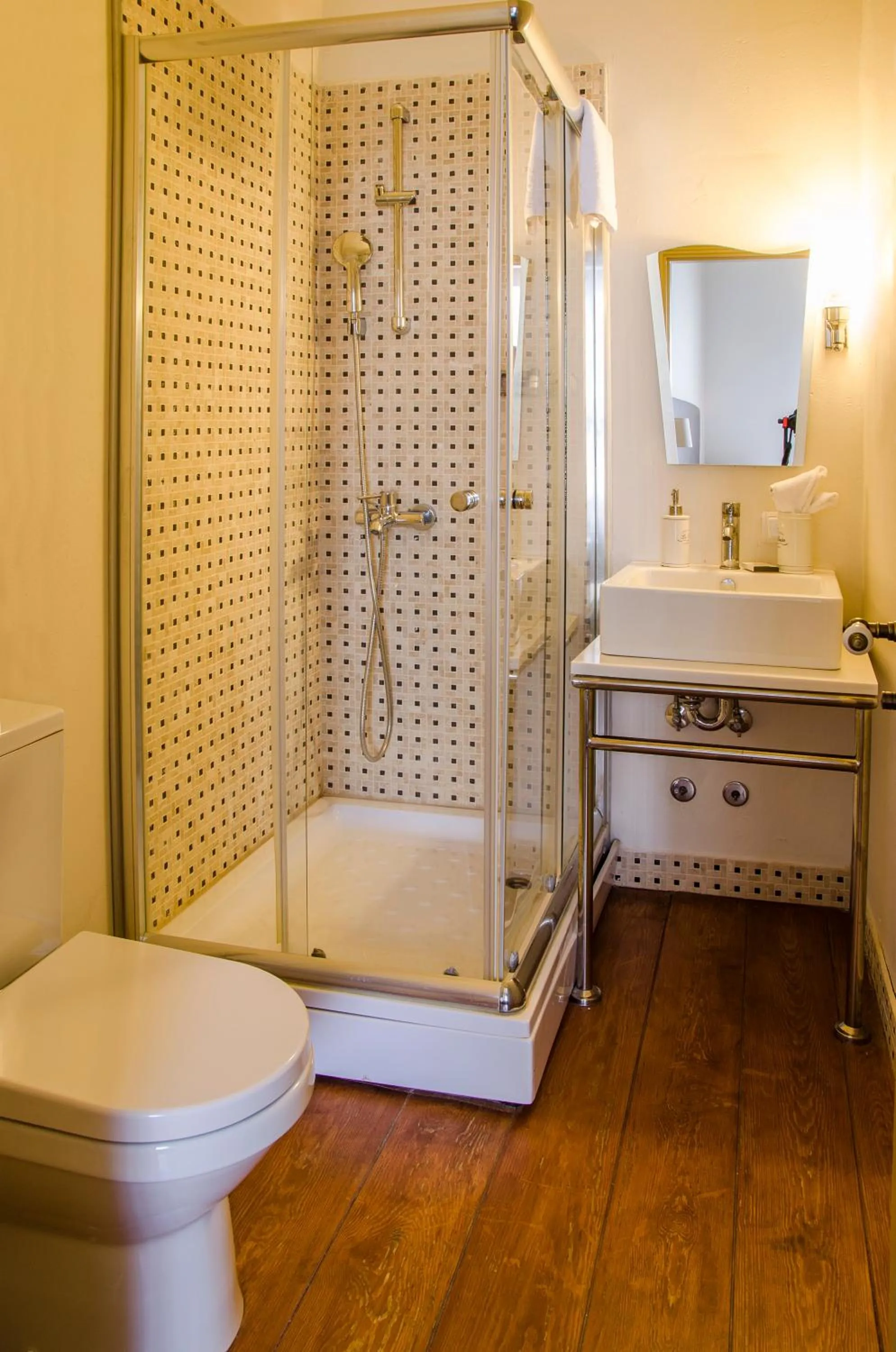 Bathroom in Macaron Konagi