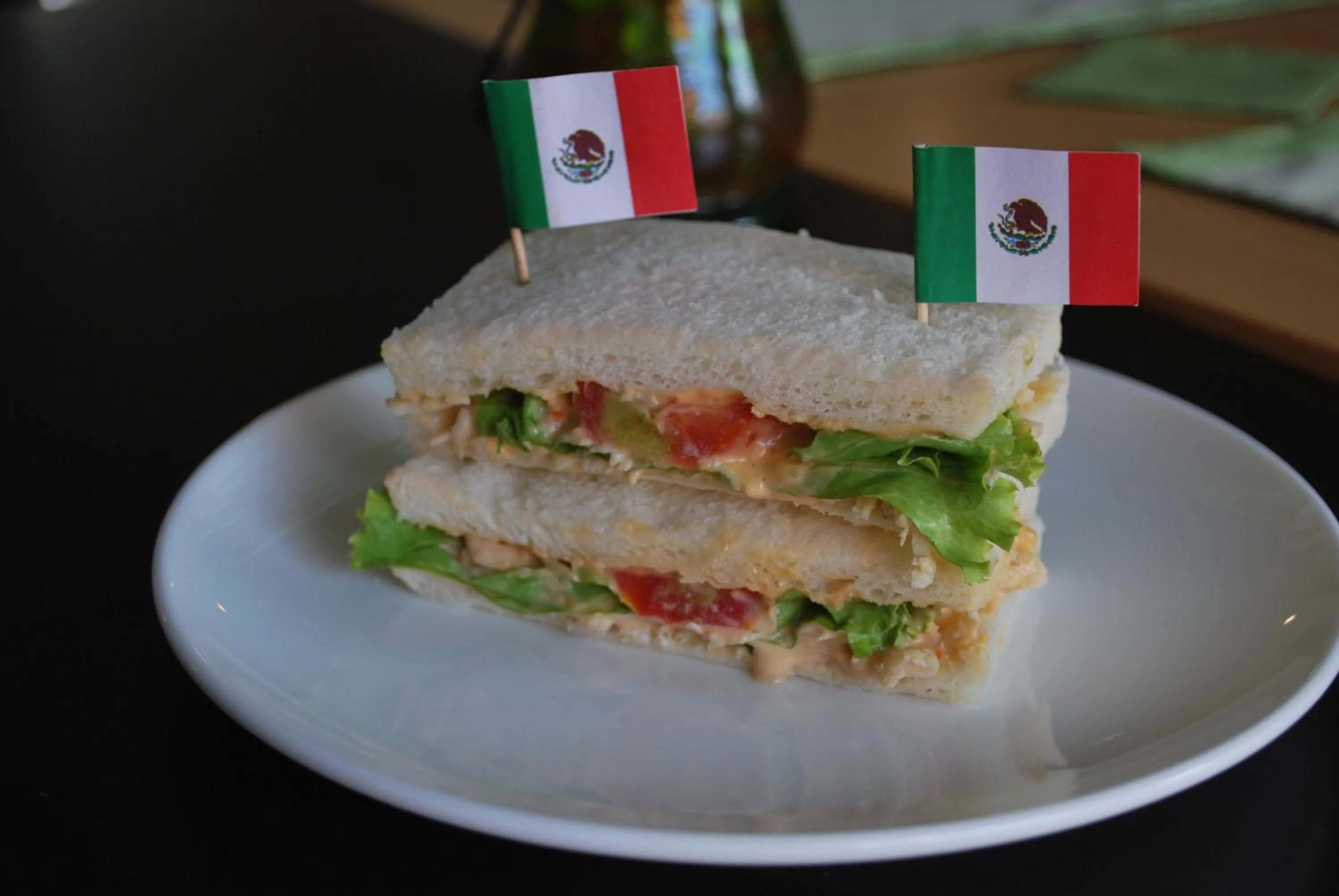 Restaurant/places to eat in Witchuwan Apartel