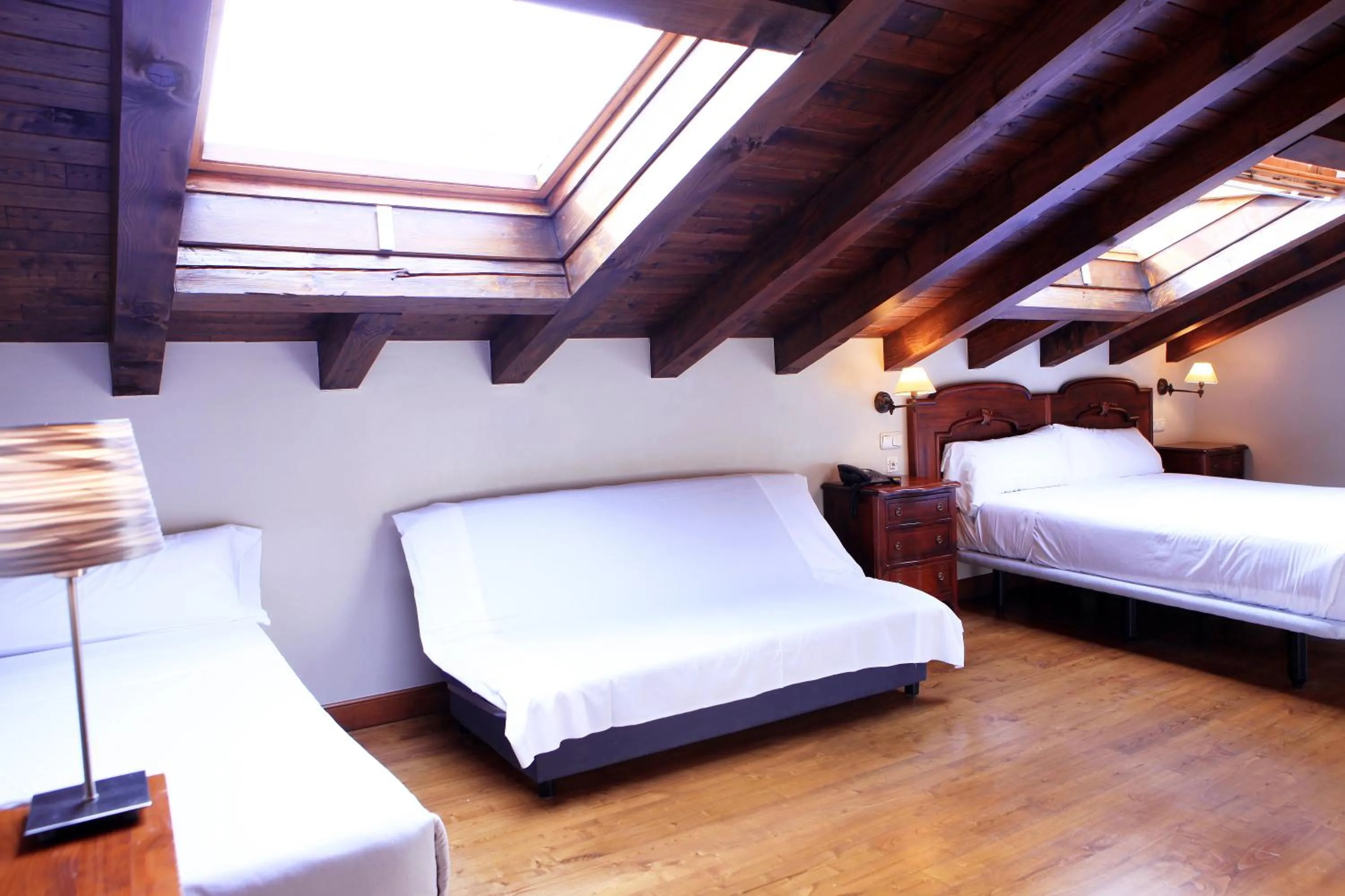 Triple Room in Hostal Antxitonea