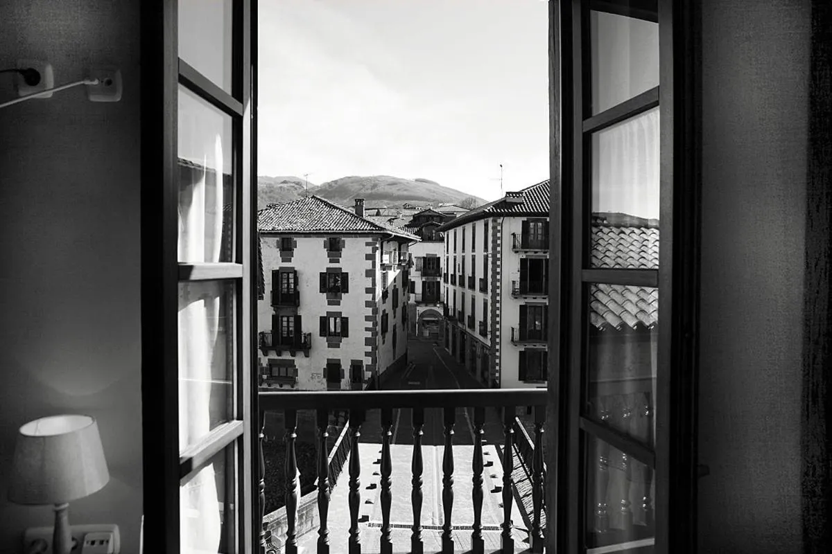 Hostal Antxitonea