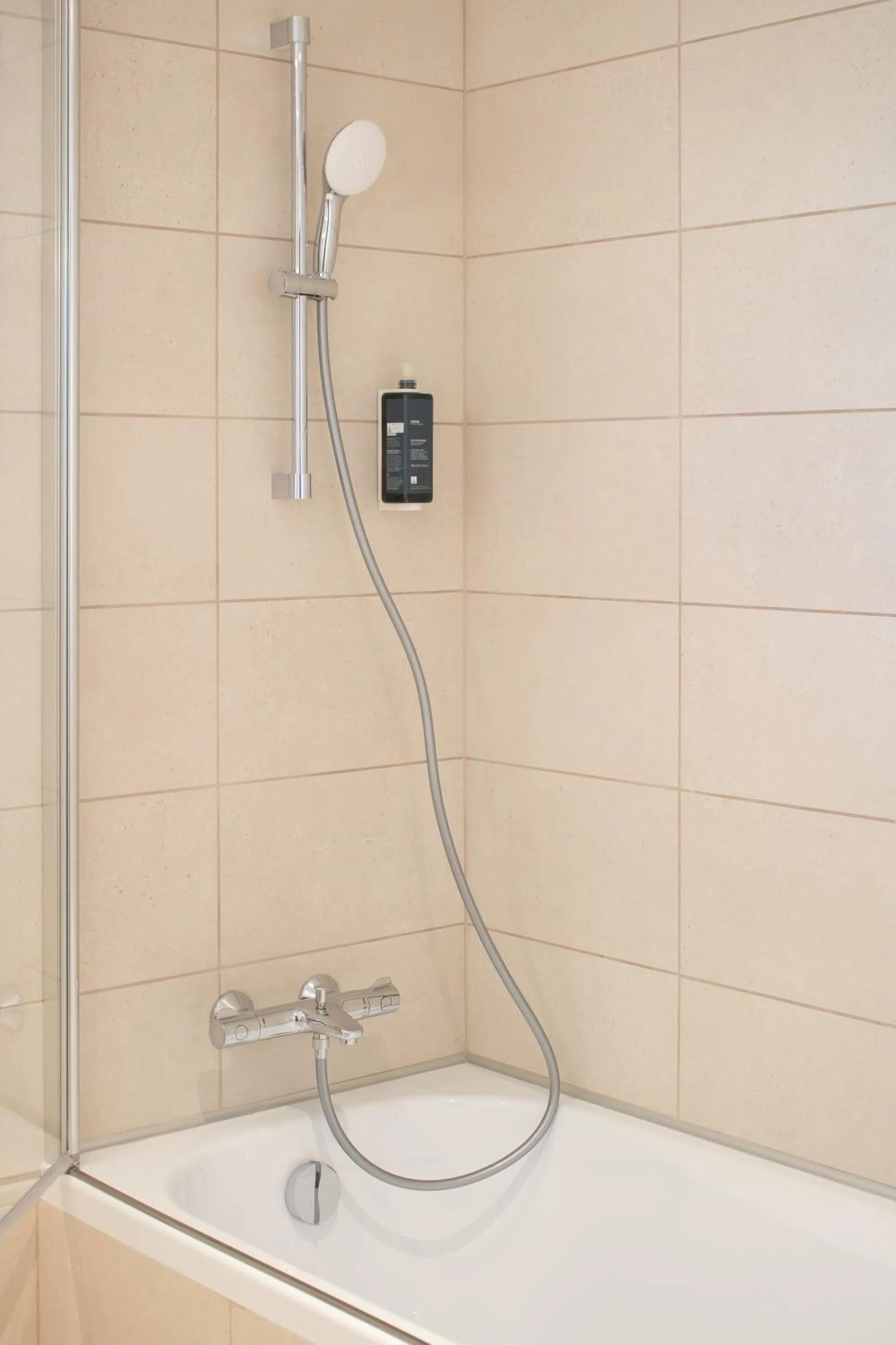 Bathroom in Brit Hotel Cahors - Le Valentré