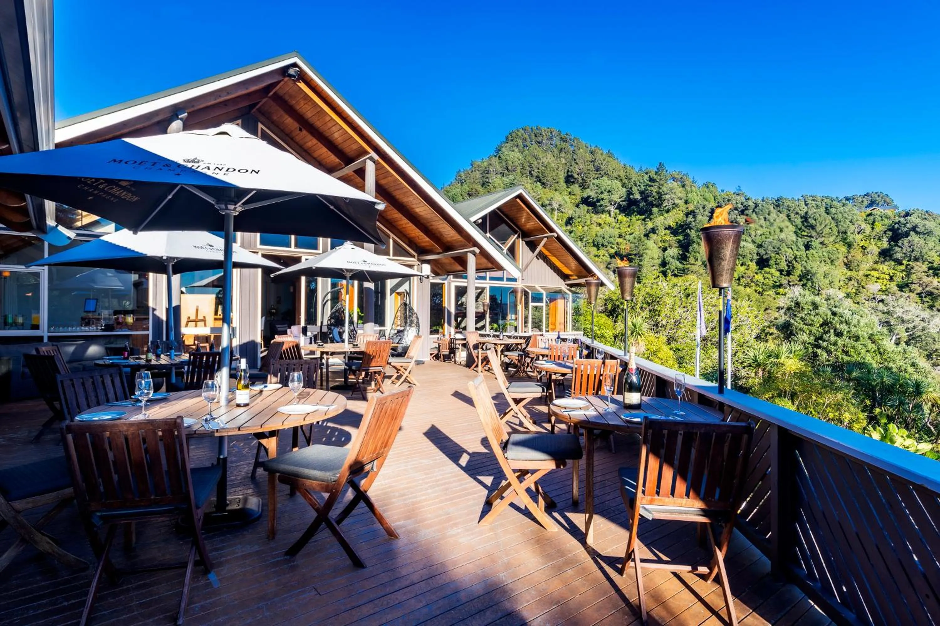 Restaurant/places to eat in Grand Mercure Puka Park Resort