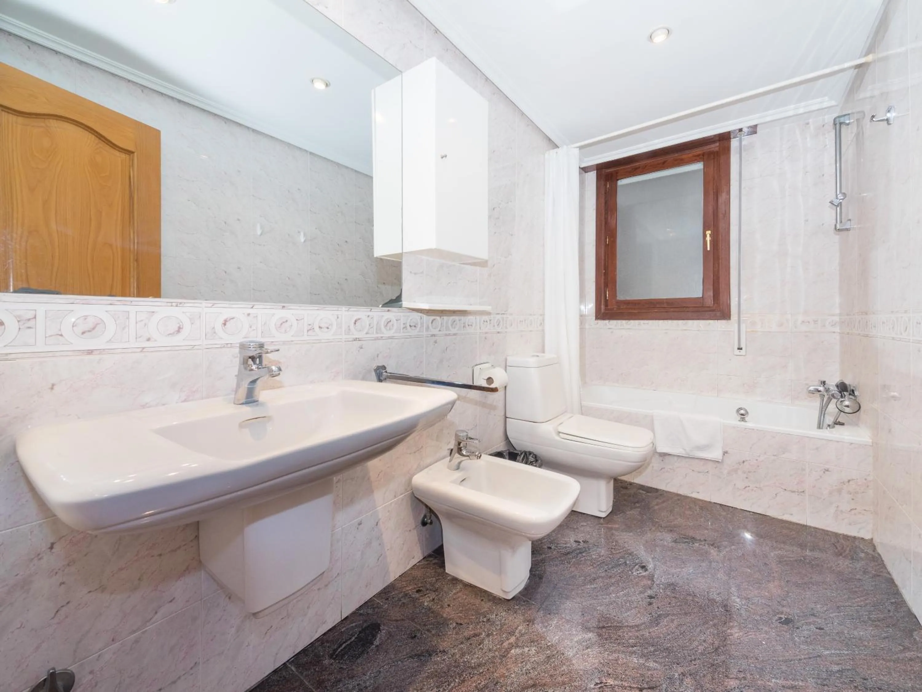 Bathroom in Gestión de Alojamientos Apartments