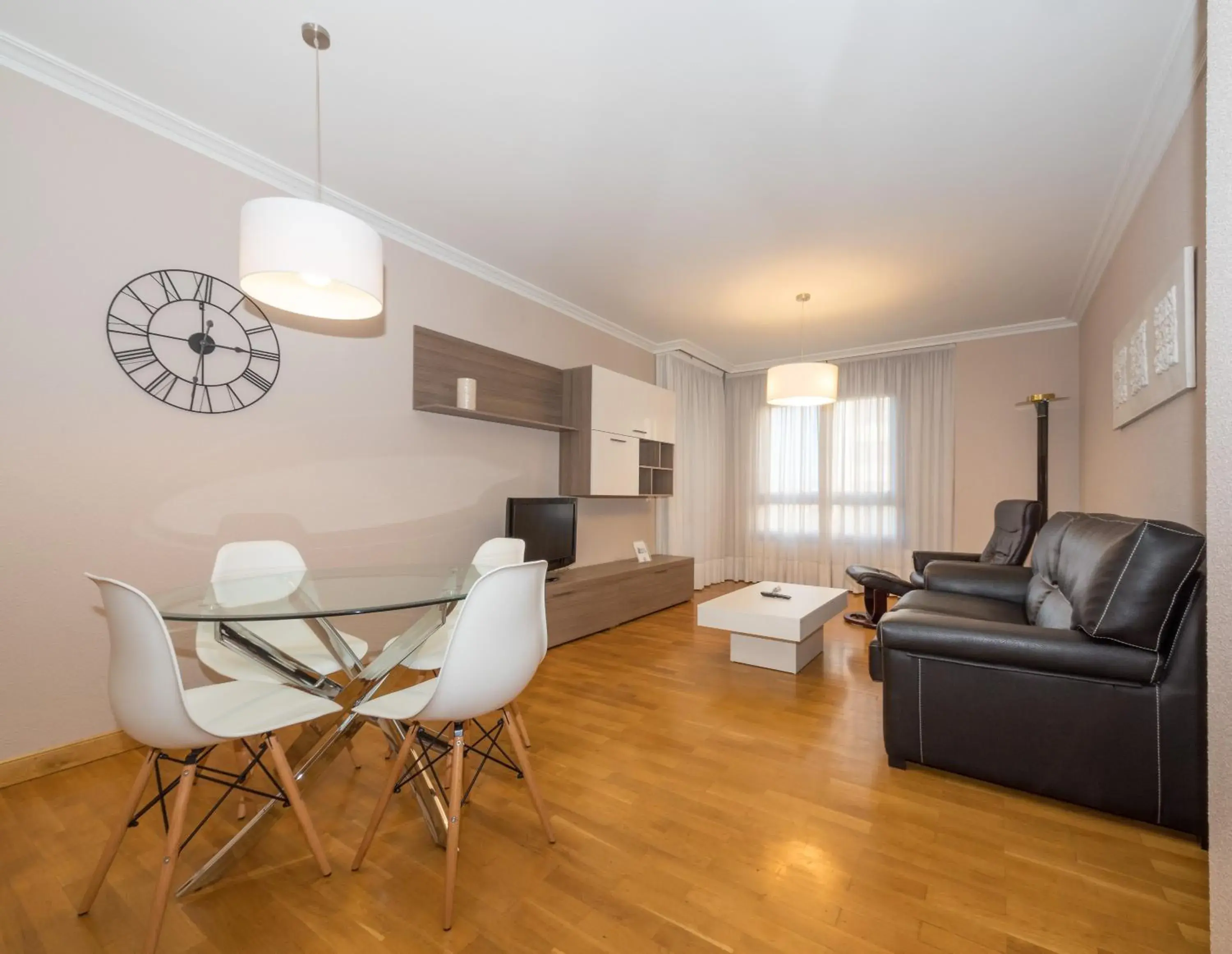 Two-Bedroom Apartment in Gestión de Alojamientos Apartments Two-Bedroom Apartment in Gestión de Alojamientos Apartments