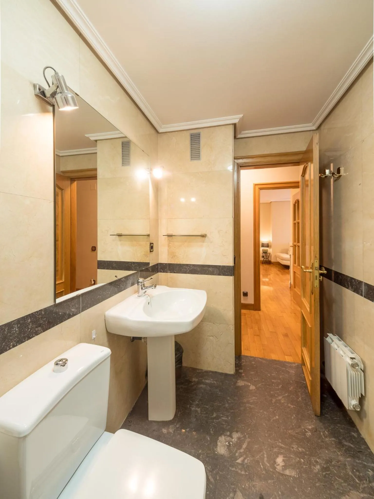 Bathroom in Gestión de Alojamientos Apartments