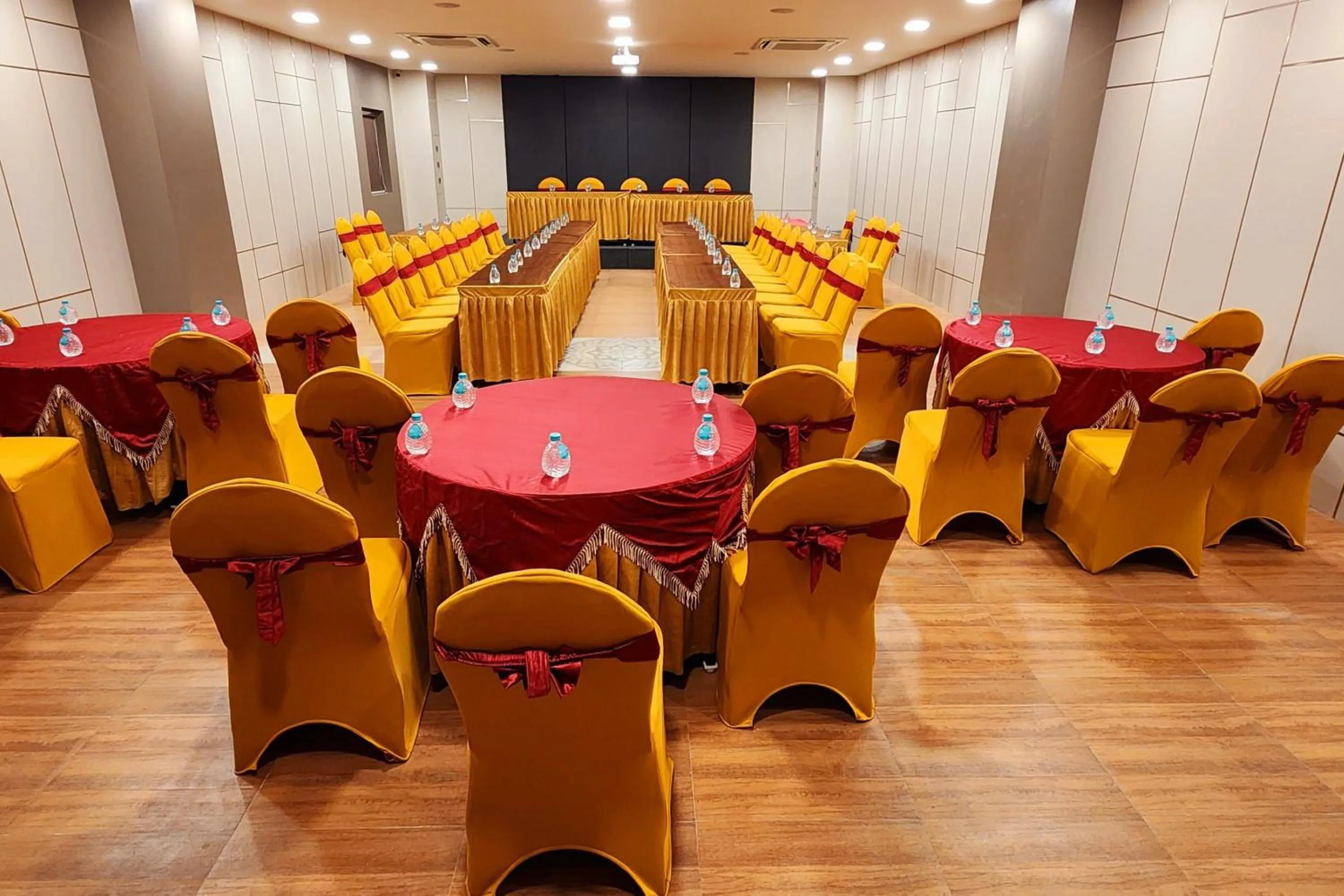 Banquet/Function facilities in Hotel High Point