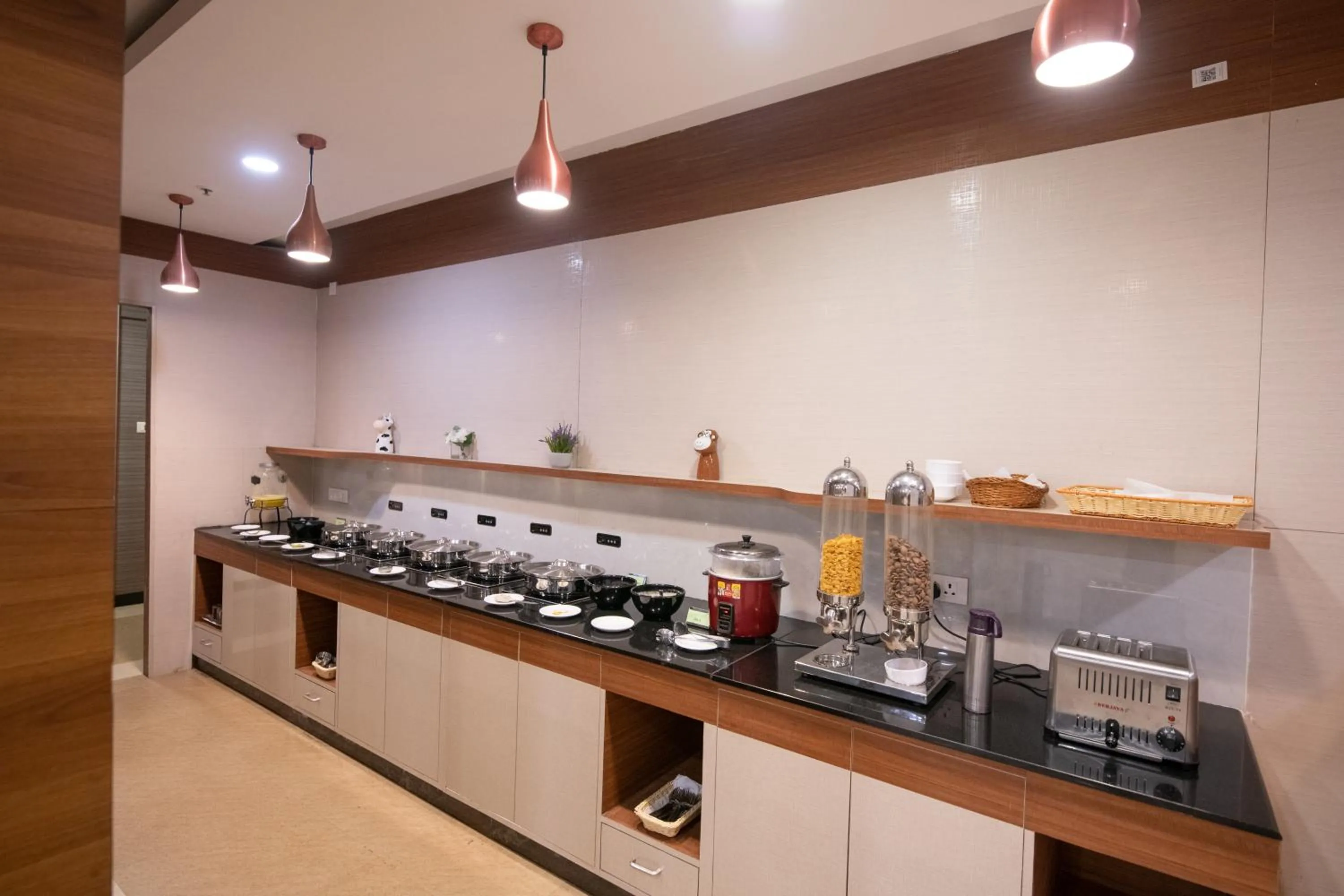Coffee/tea facilities in Hotel High Point