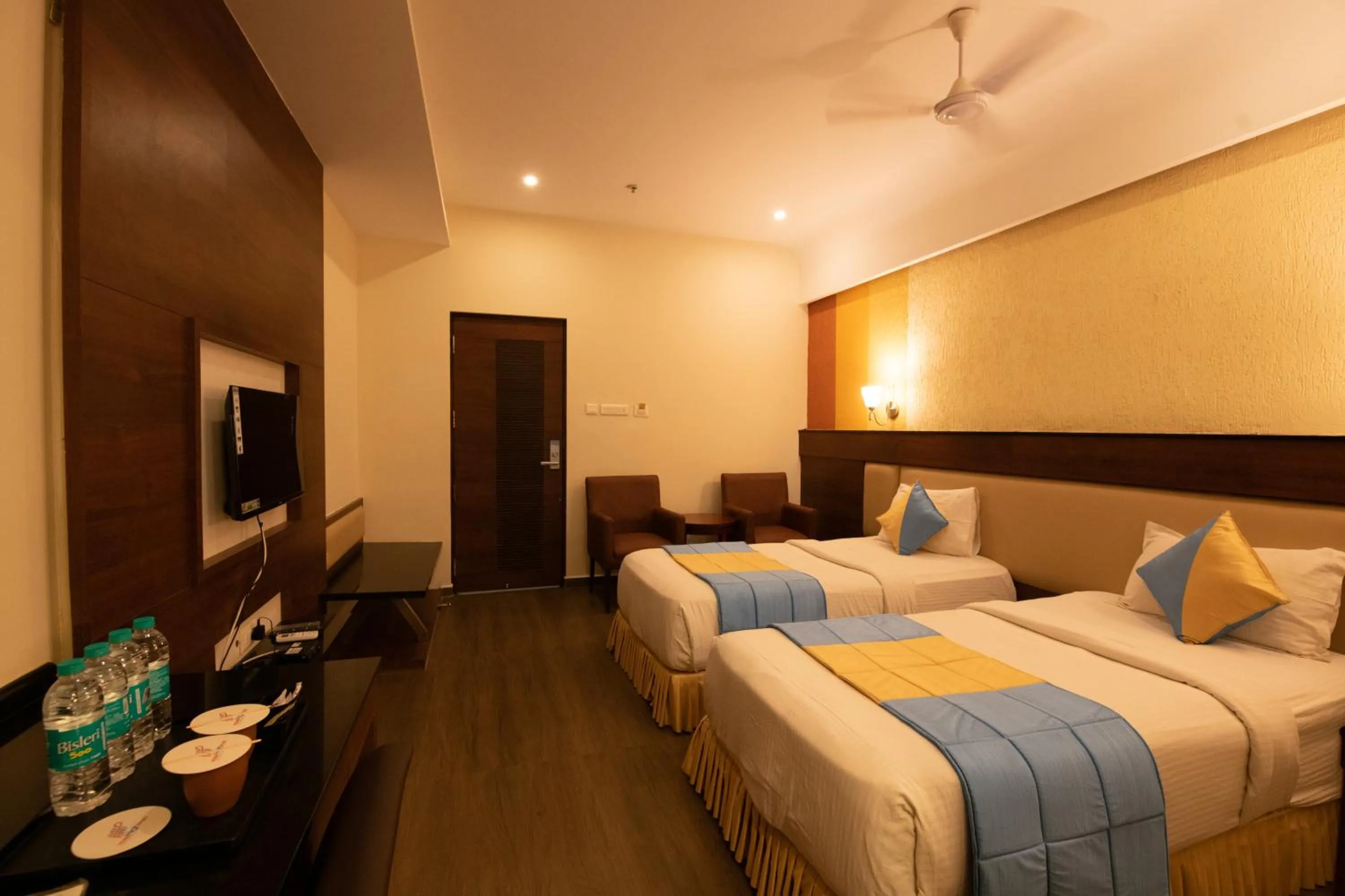 Photo of the whole room, Bed in Hotel High Point