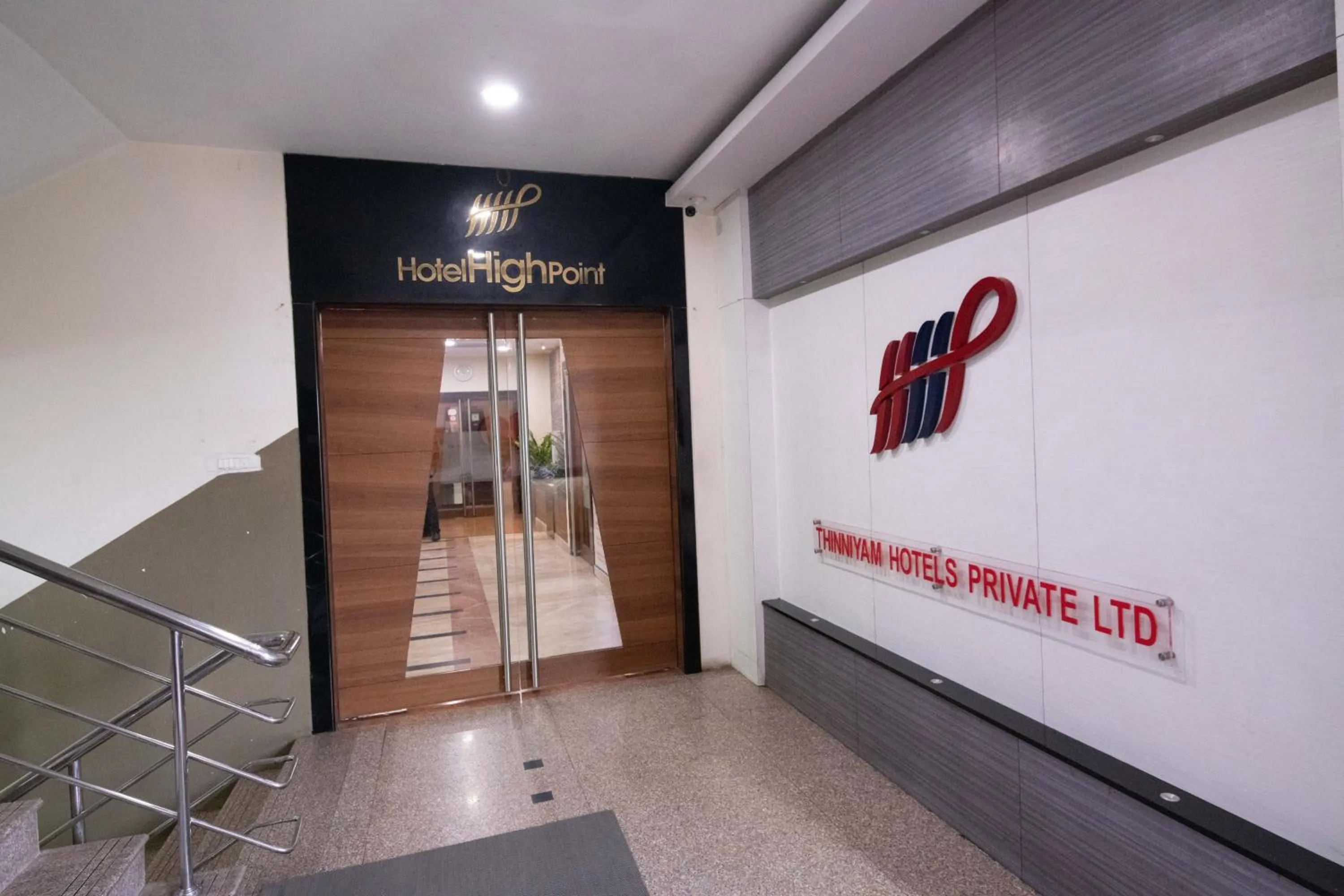 Facade/entrance in Hotel High Point