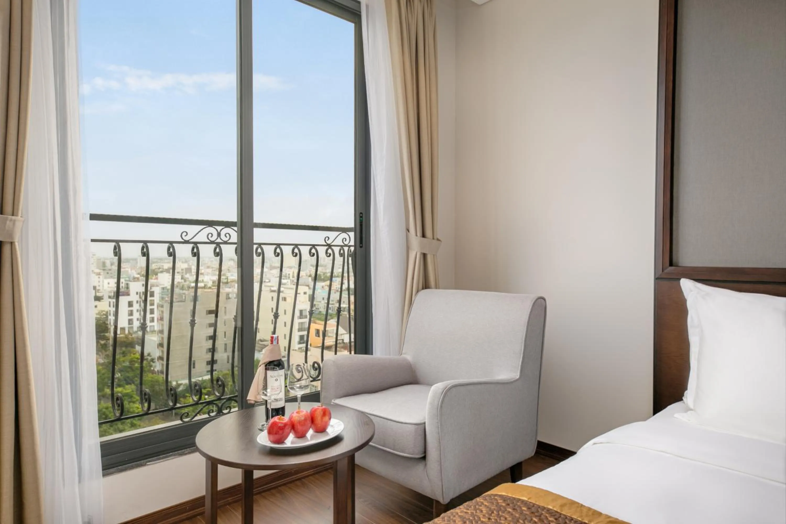 Living room, Bed in Cosmos Hotel Danang