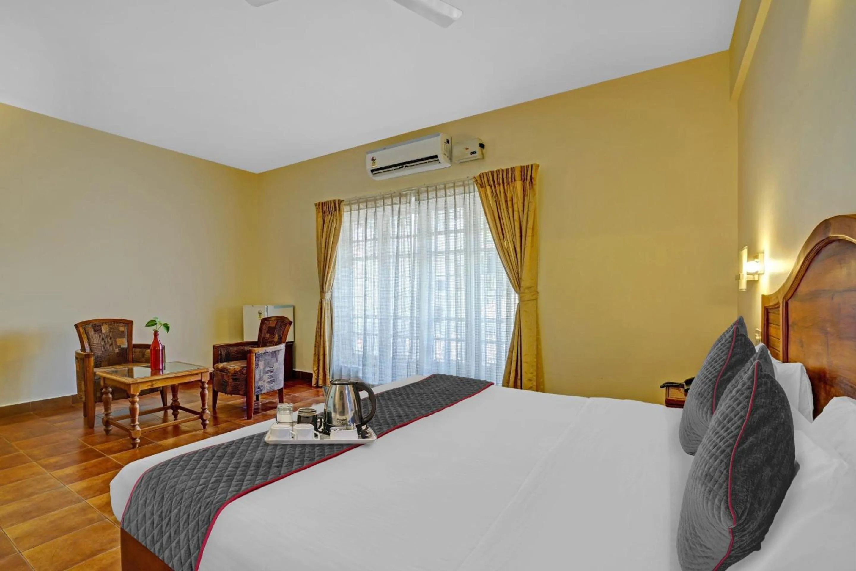 Bedroom, Bed in The Fort Manor Hotel - Kochi Kerala