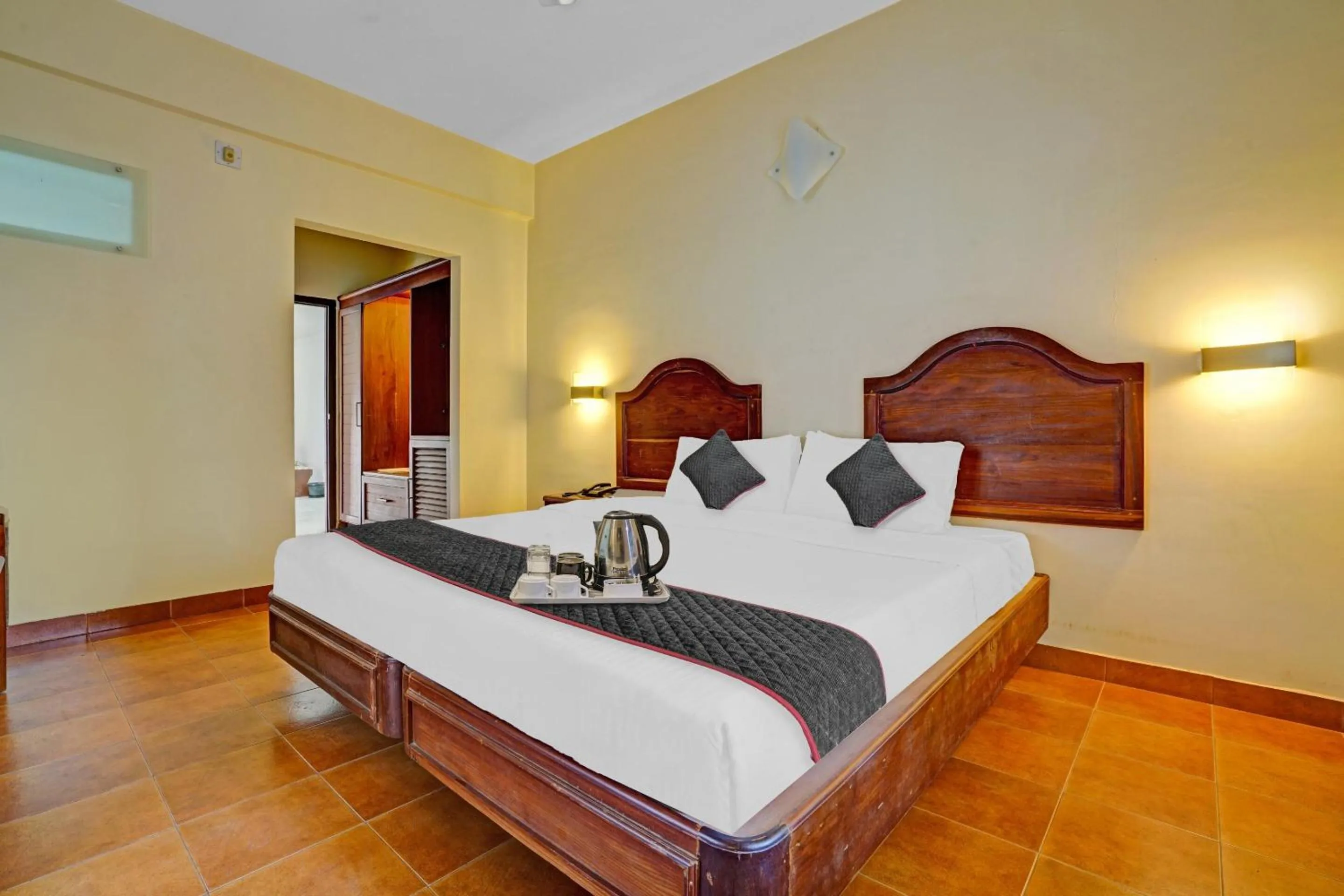 Bedroom, Bed in The Fort Manor Hotel - Kochi Kerala