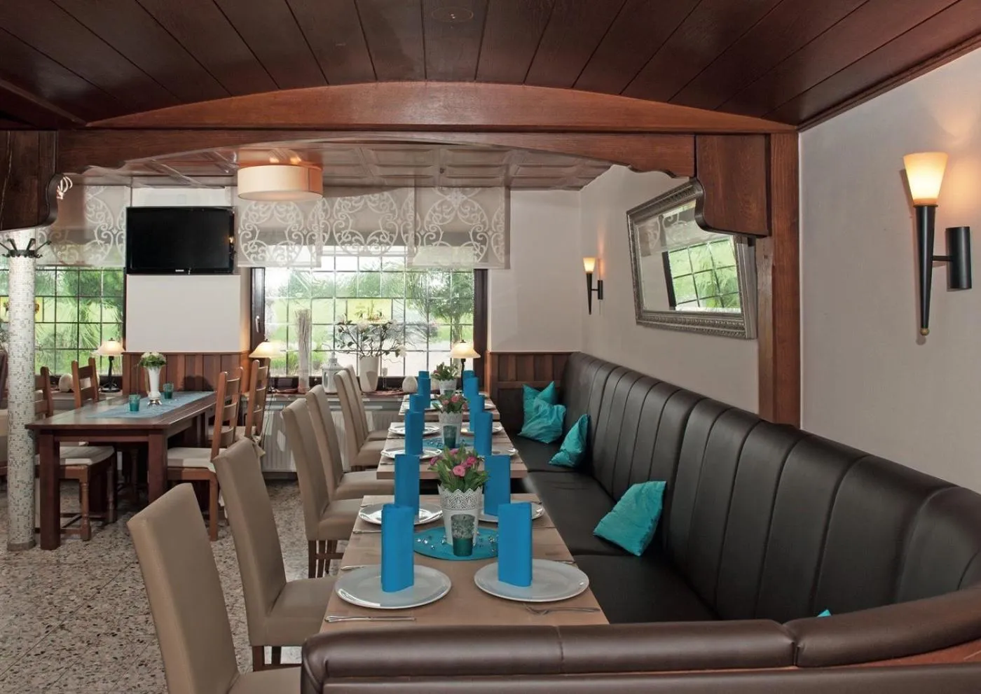 Lounge or bar in Hotel Restaurant Zum Heidekrug