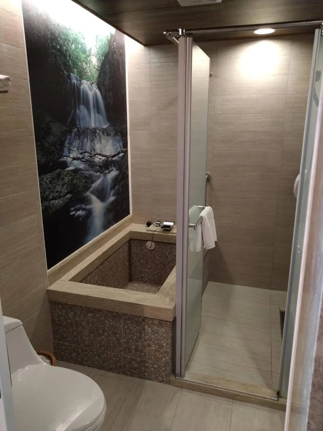 Ku Kuan Resort Hotel