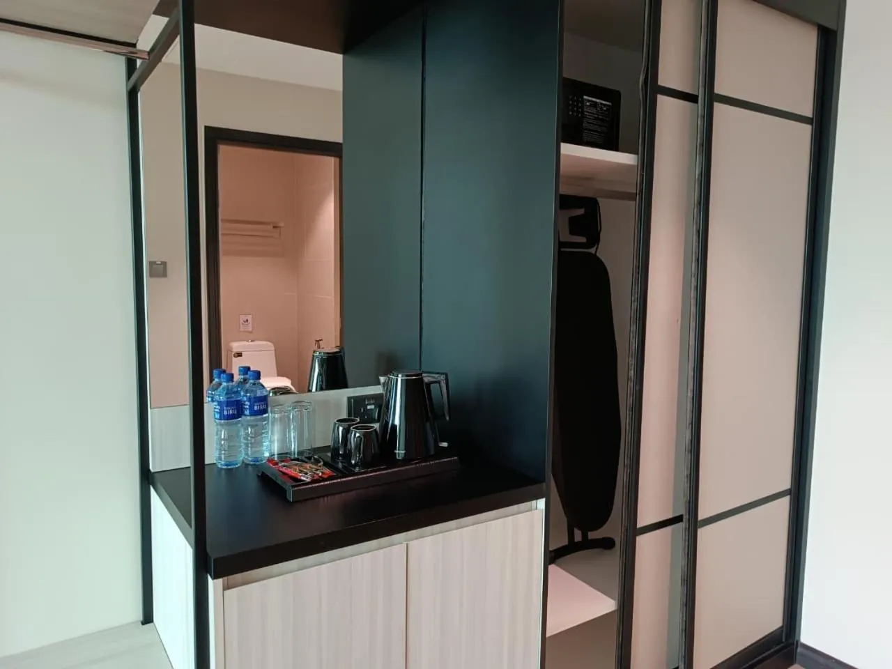 Bedroom in Higher Hotel