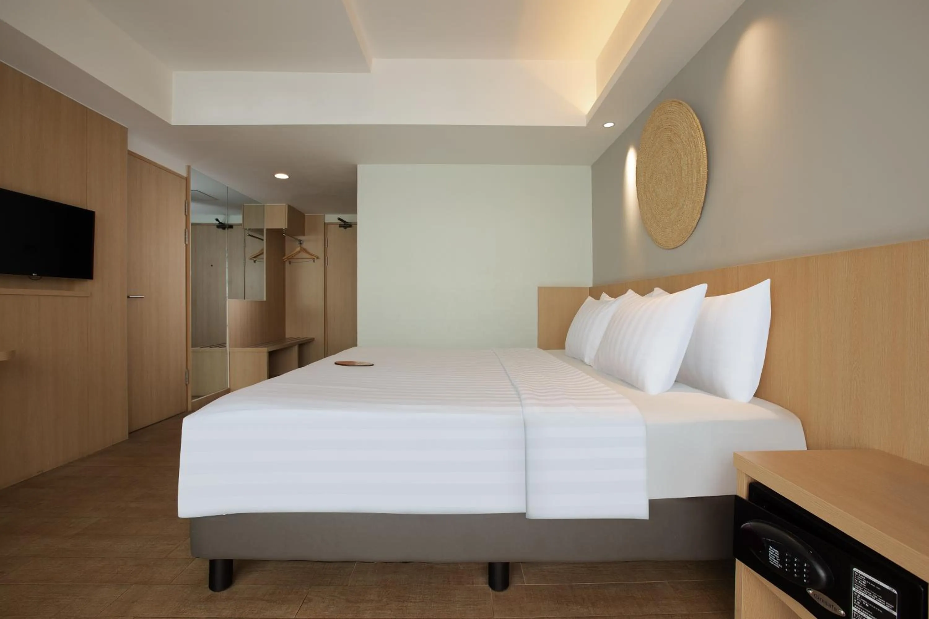 Property building, Bed in Aveta Hotel Malioboro