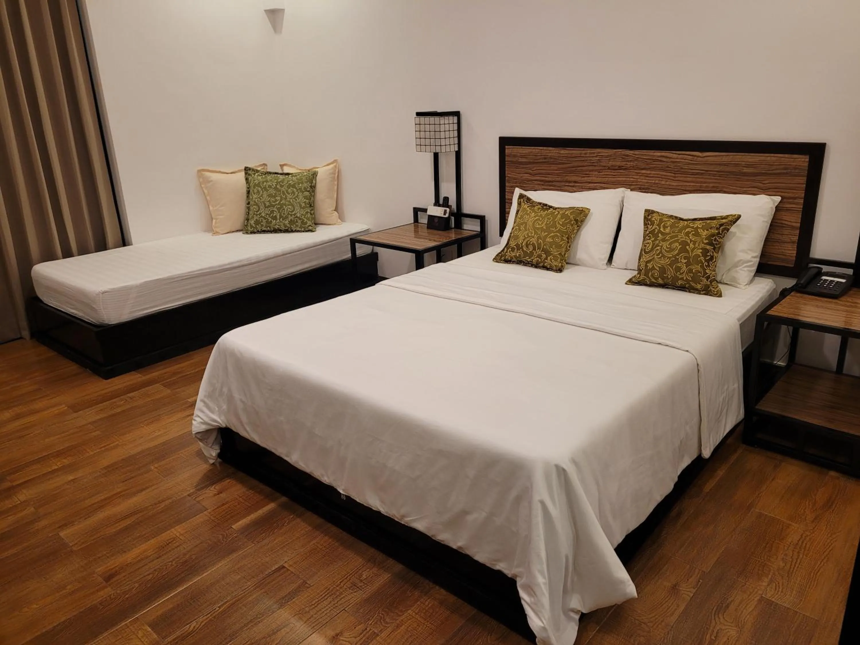 Bedroom, Bed in Fernvale Leisure Club and Resort