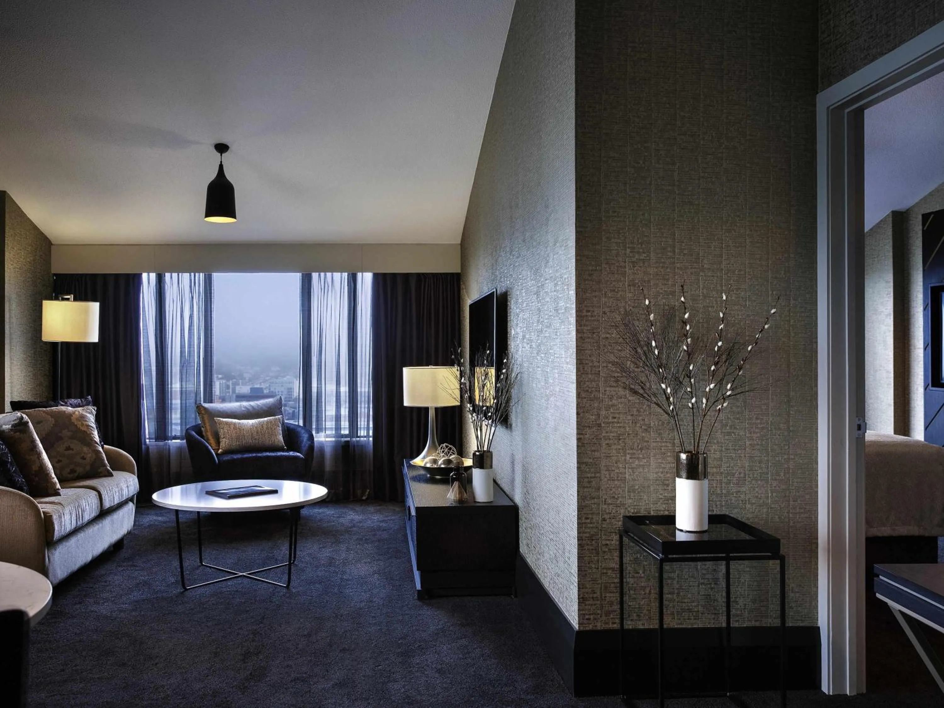 Bedroom in Mövenpick Hotel Wellington