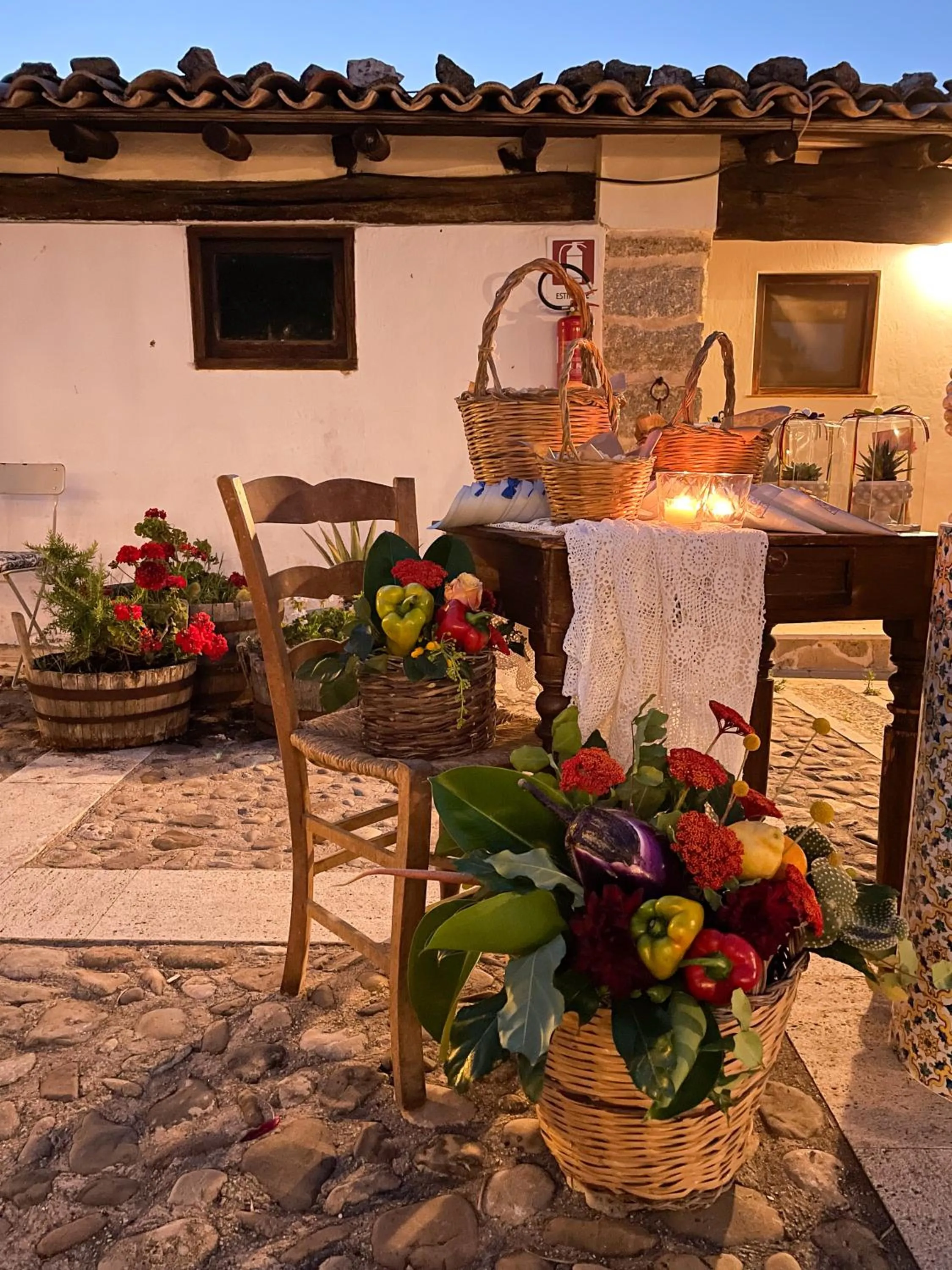 Decorative detail in Fattoria Manostalla Villa Chiarelli