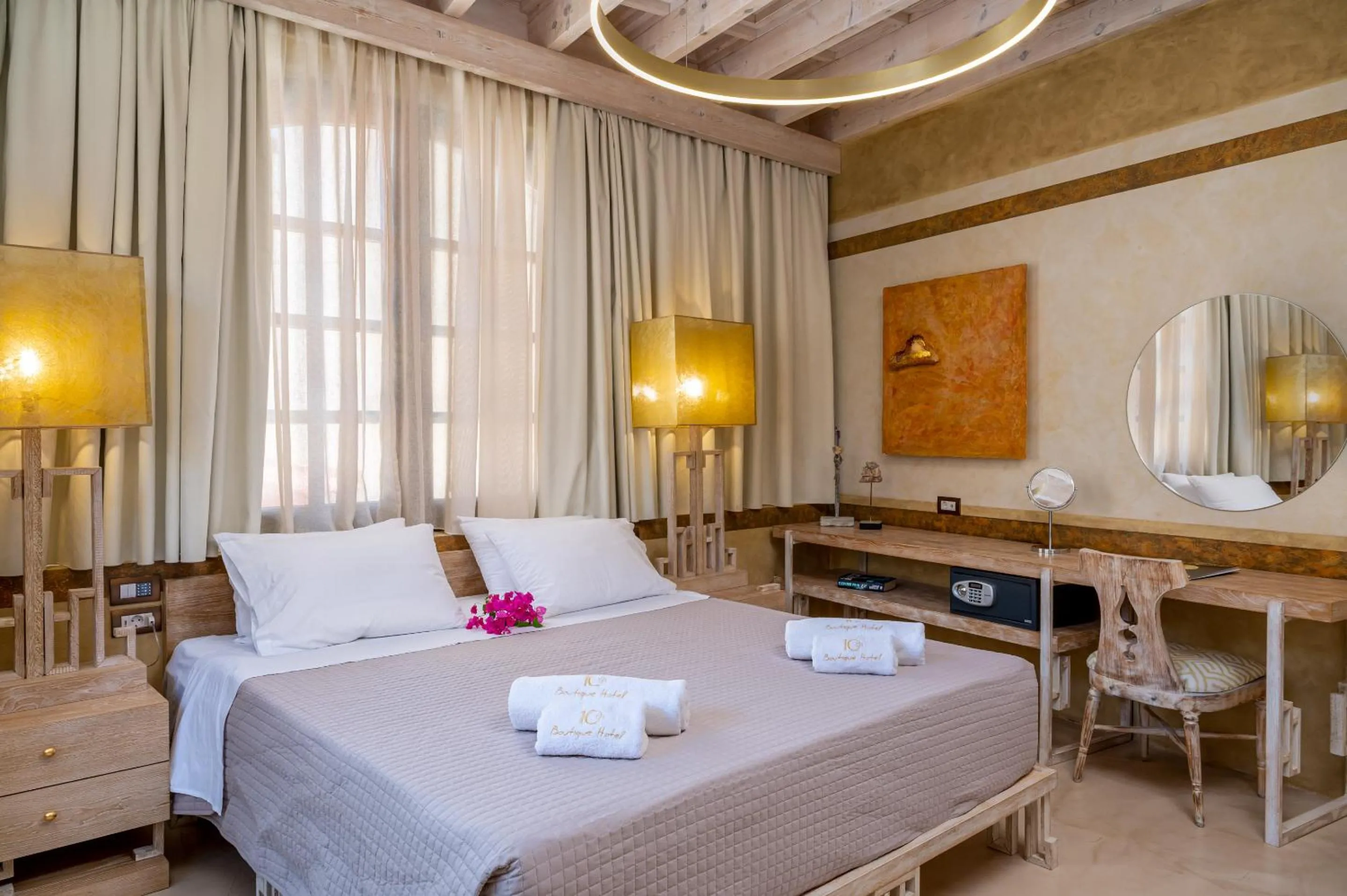 Bed in 10GR Boutique Hotel & Wine Bar