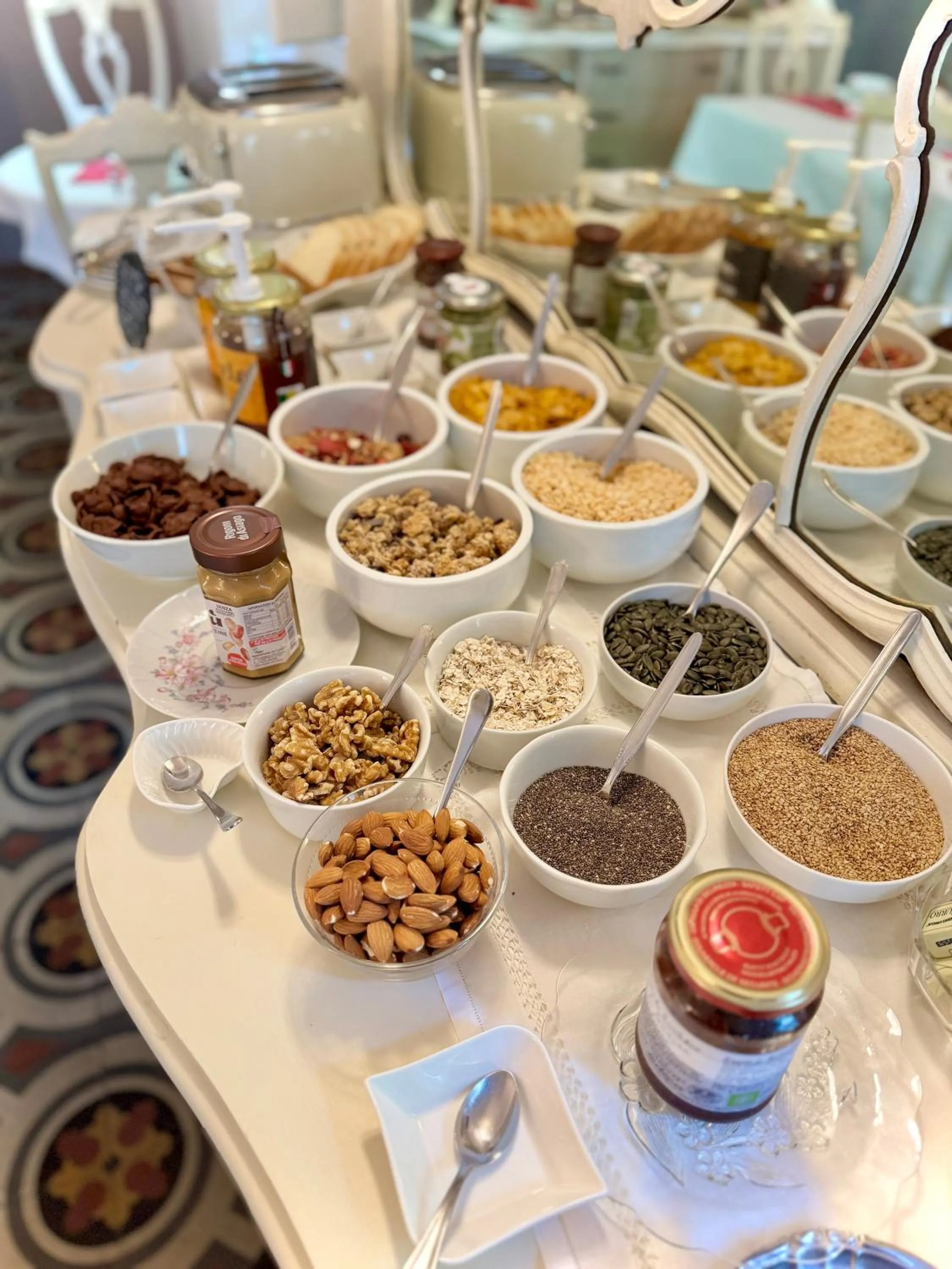 Villa La Dogana B&B di Charme - Historic Villa with a beautiful garden - private parking