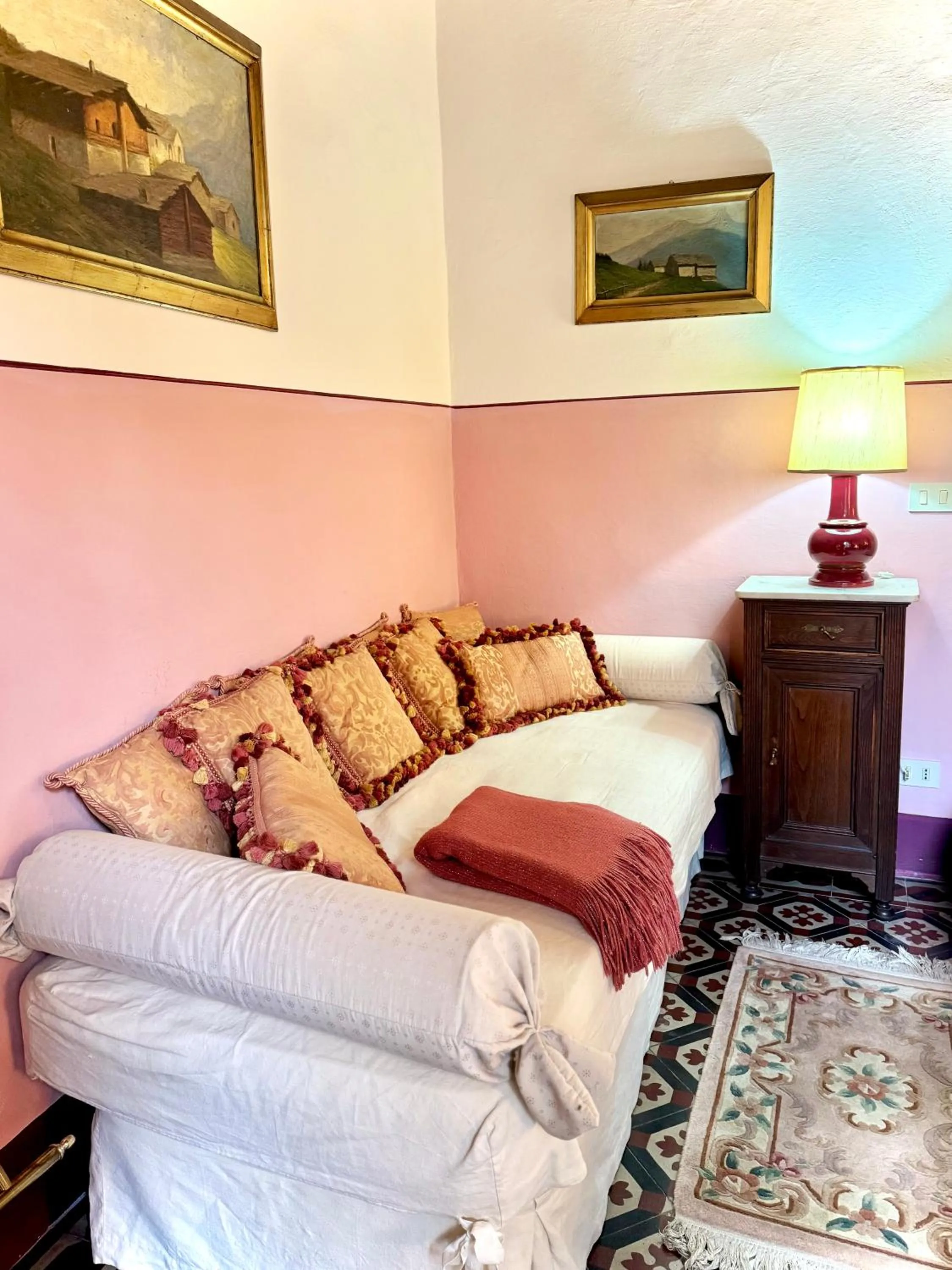 Villa La Dogana B&B di Charme - Historic Villa with a beautiful garden - private parking