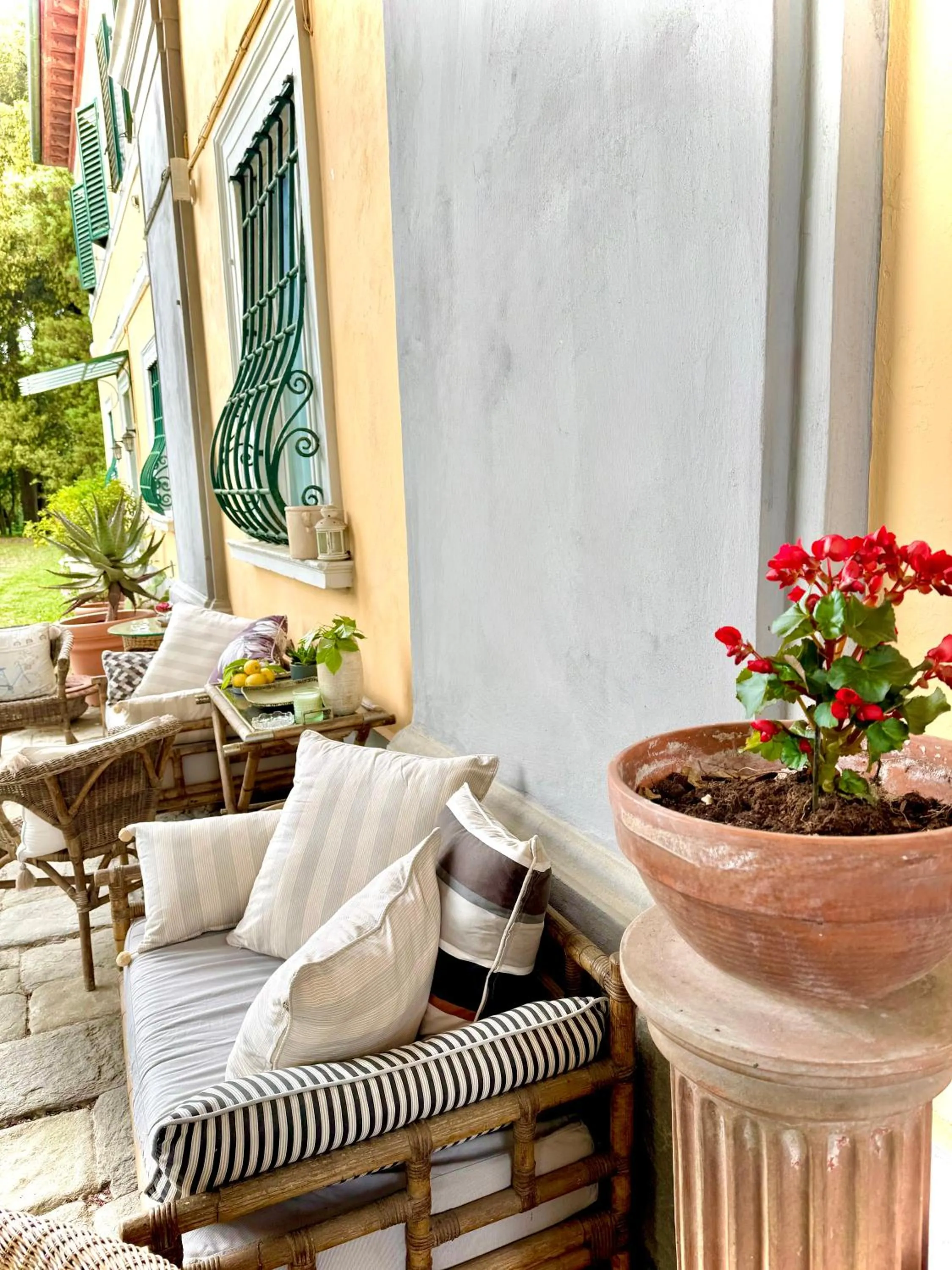 Villa La Dogana B&B di Charme - Historic Villa with a beautiful garden - private parking