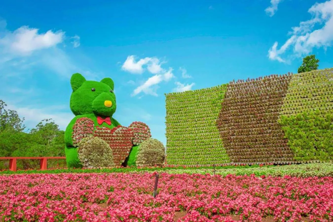 Nearby landmark in Interstella Hotel