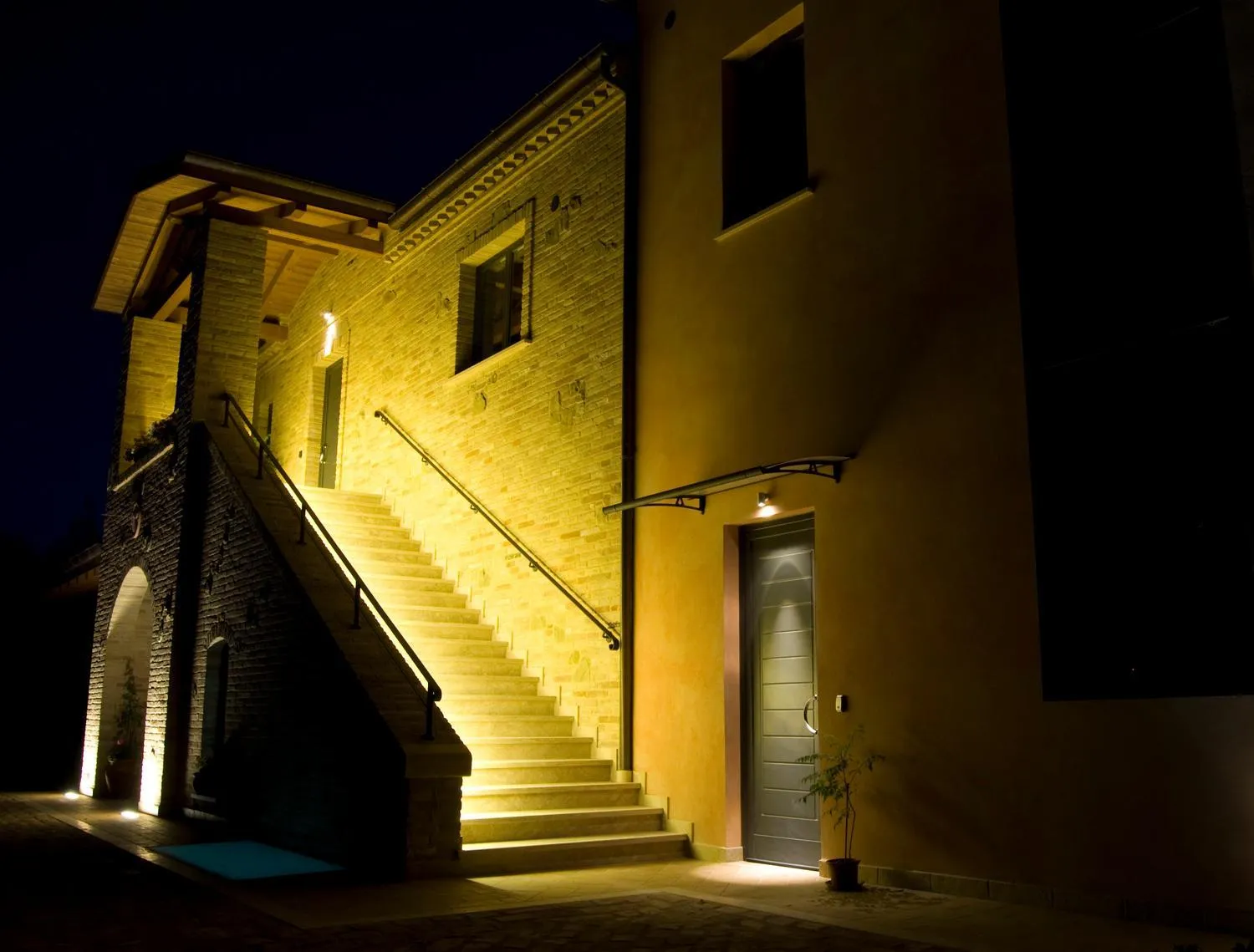 Facade/entrance in Agriturismo Il Falco