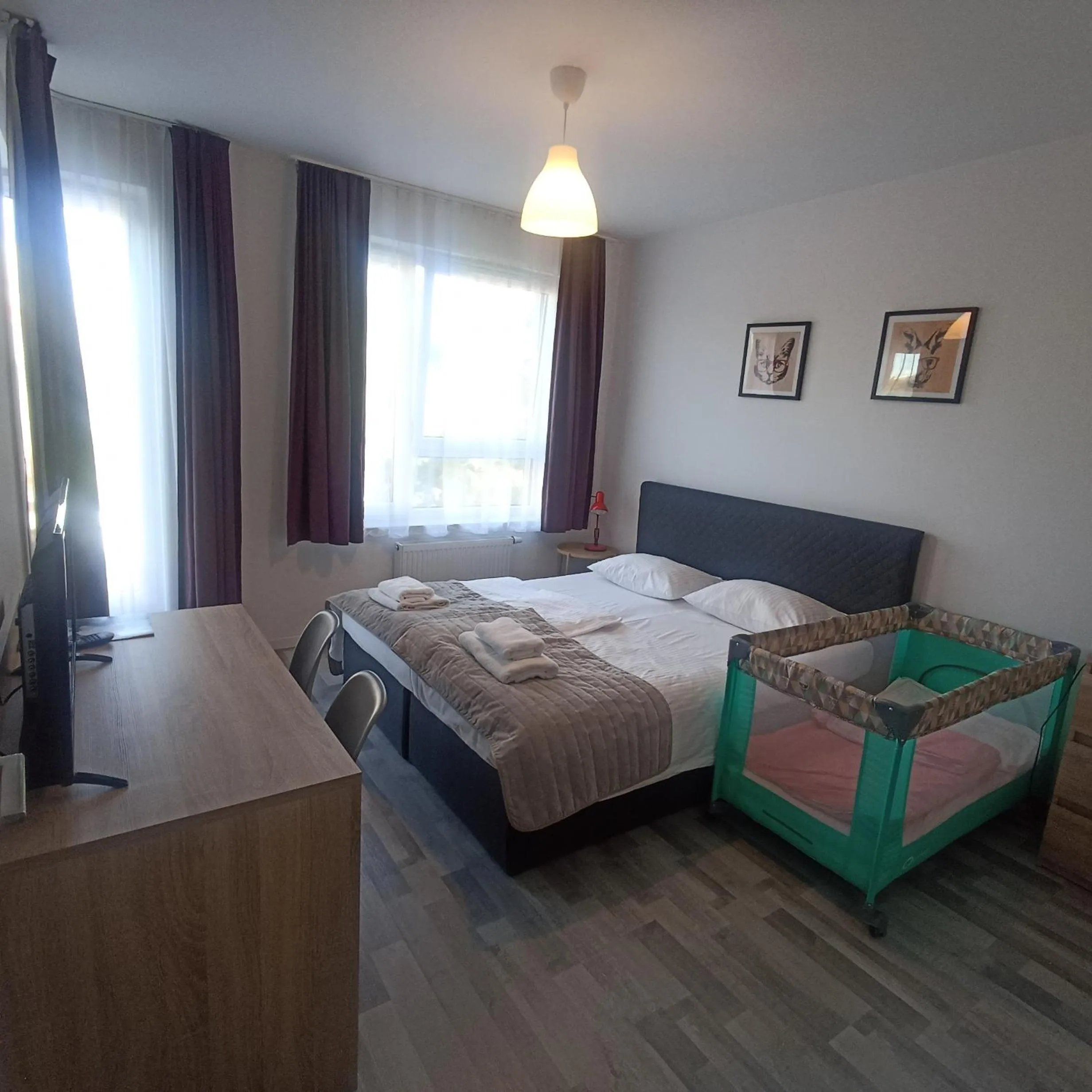 cot, Bed in Arche Residence Łódź