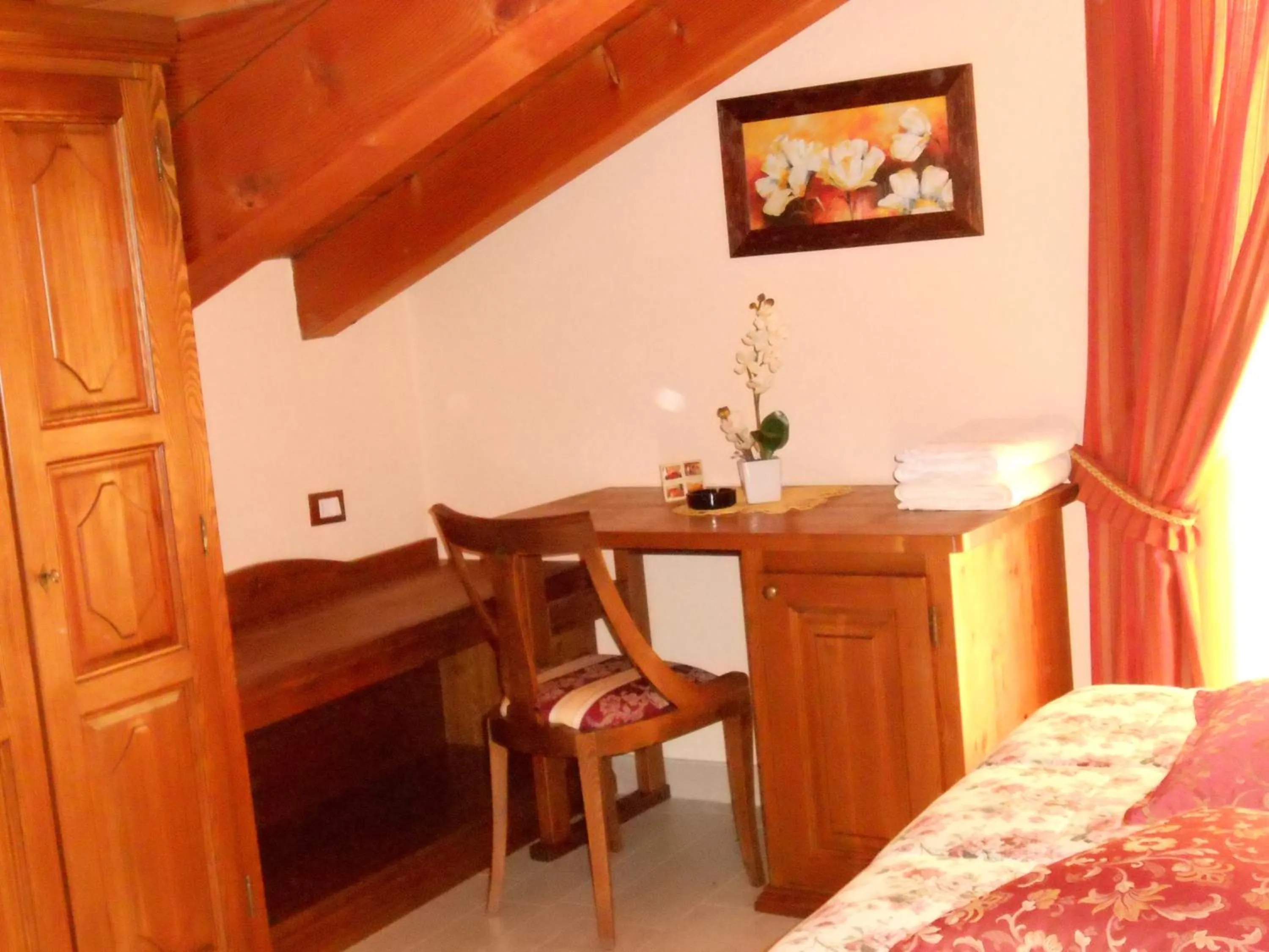 Decorative detail in Affittacamere Les Noyers