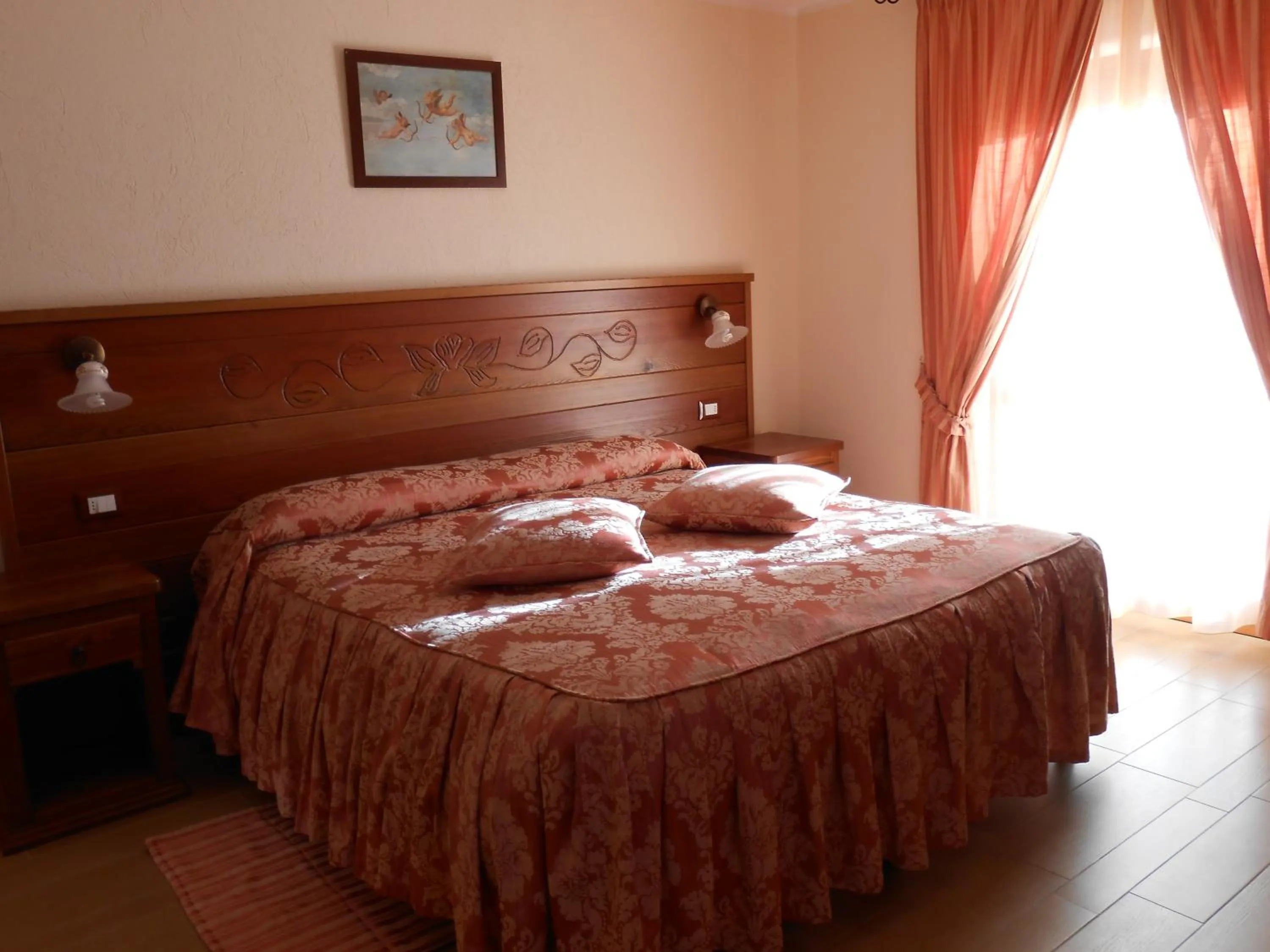 Photo of the whole room, Bed in Affittacamere Les Noyers