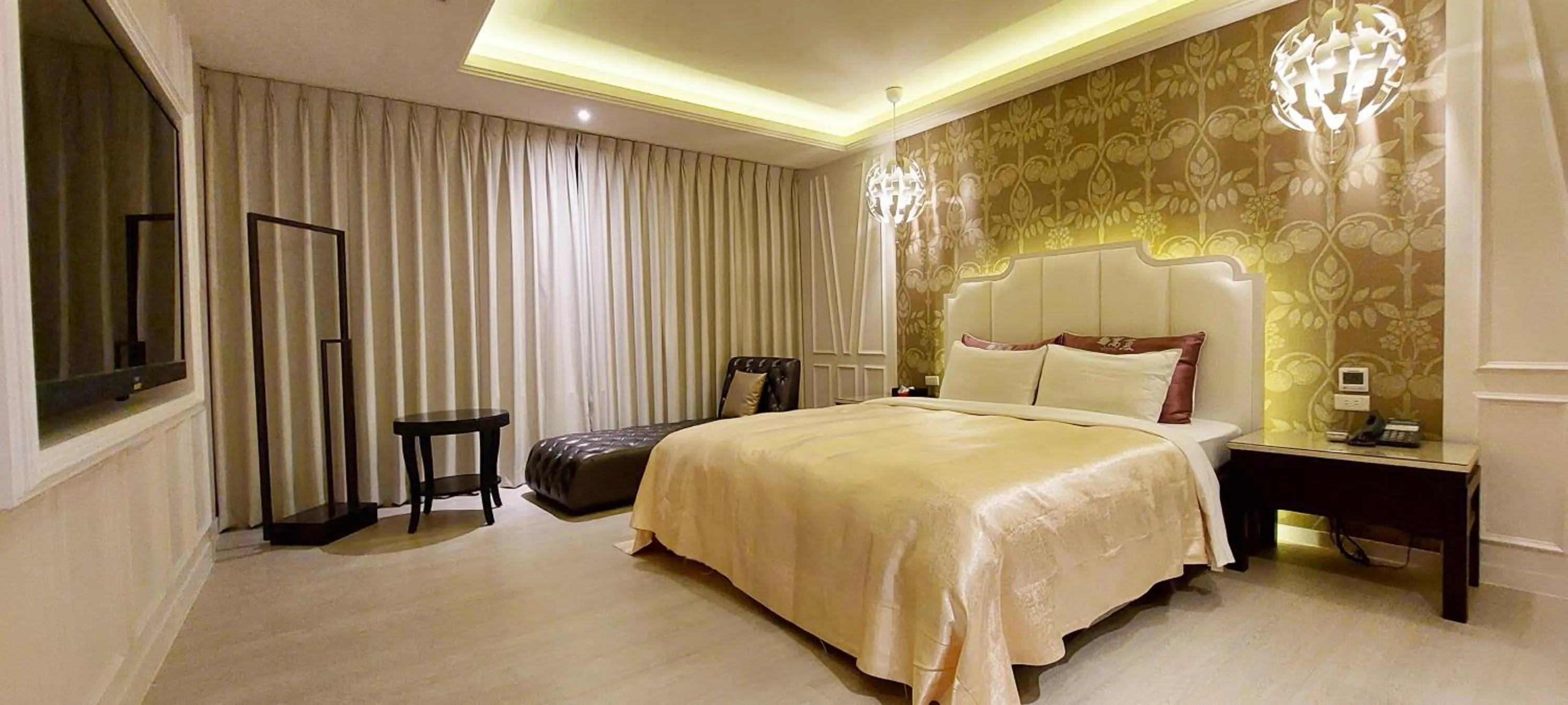 Photo of the whole room, Bed in Song Xia Motel