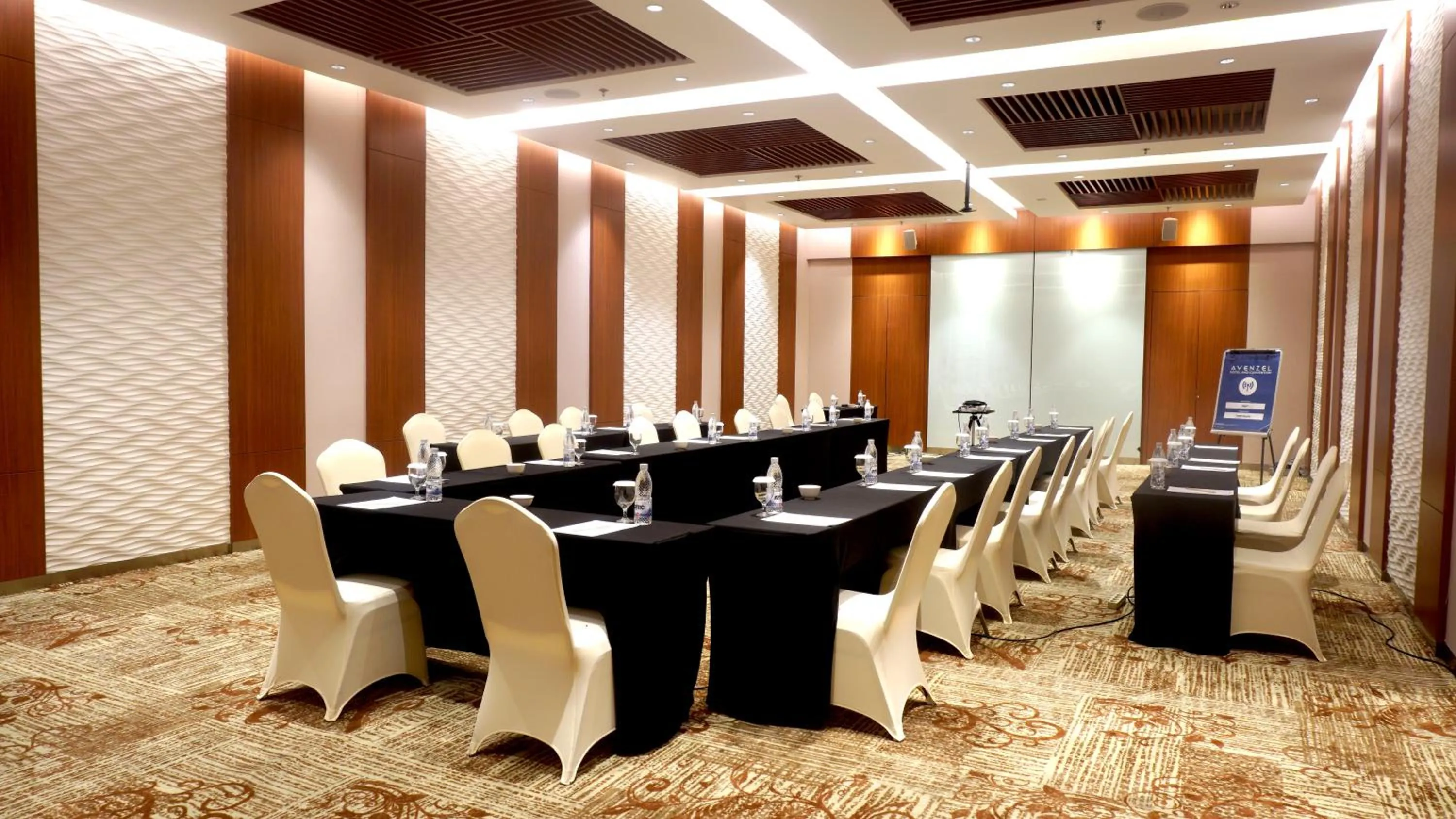 Meeting/conference room in Avenzel Hotel & Convention Cibubur