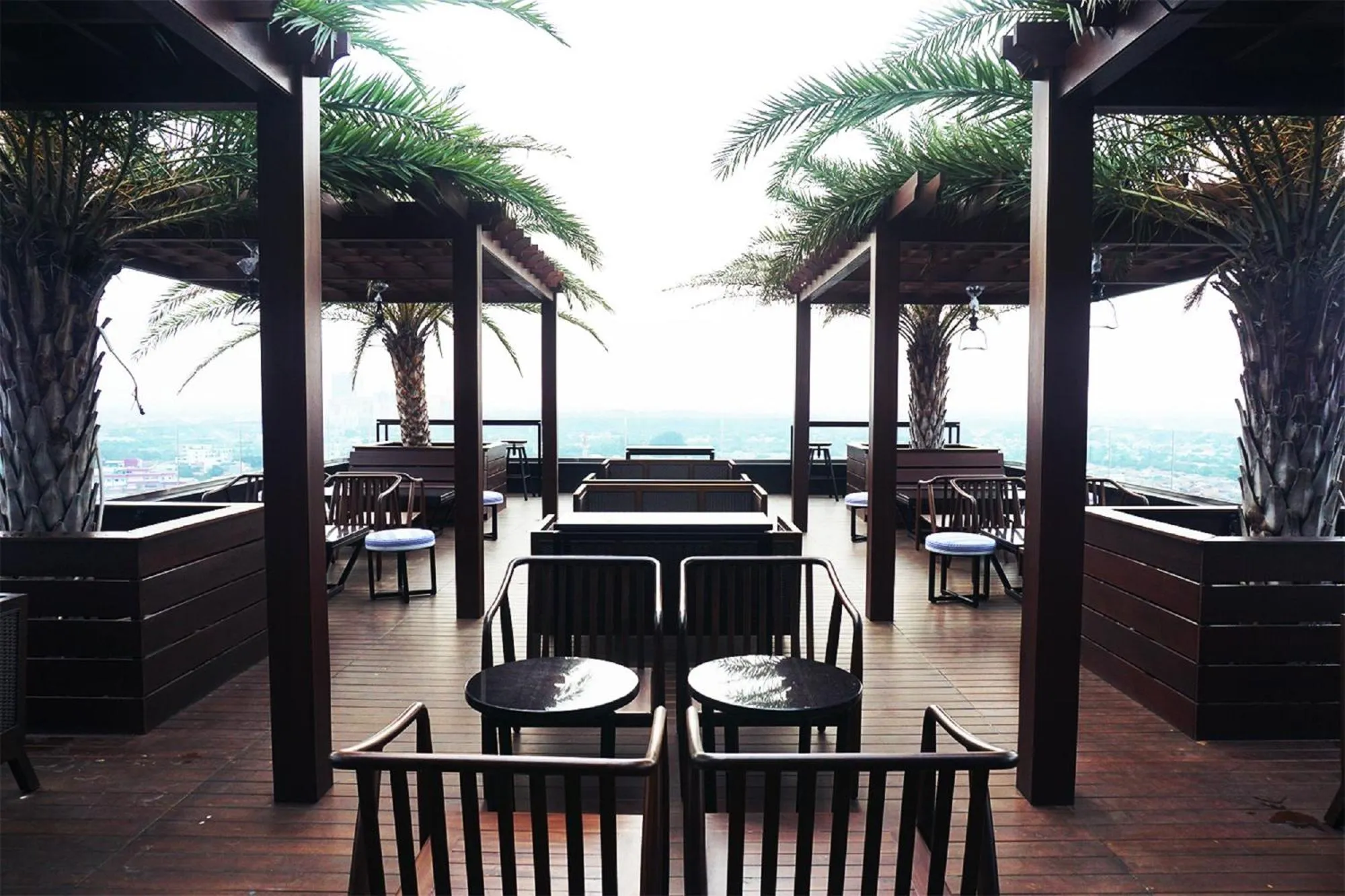 Lounge or bar in Avenzel Hotel & Convention Cibubur