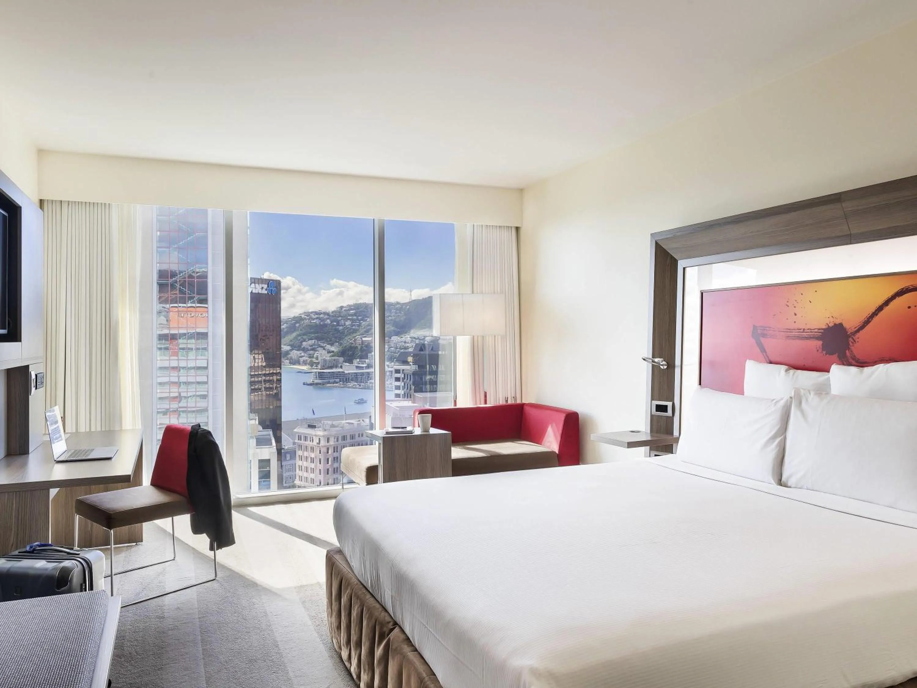 Bedroom, Bed in Novotel Wellington