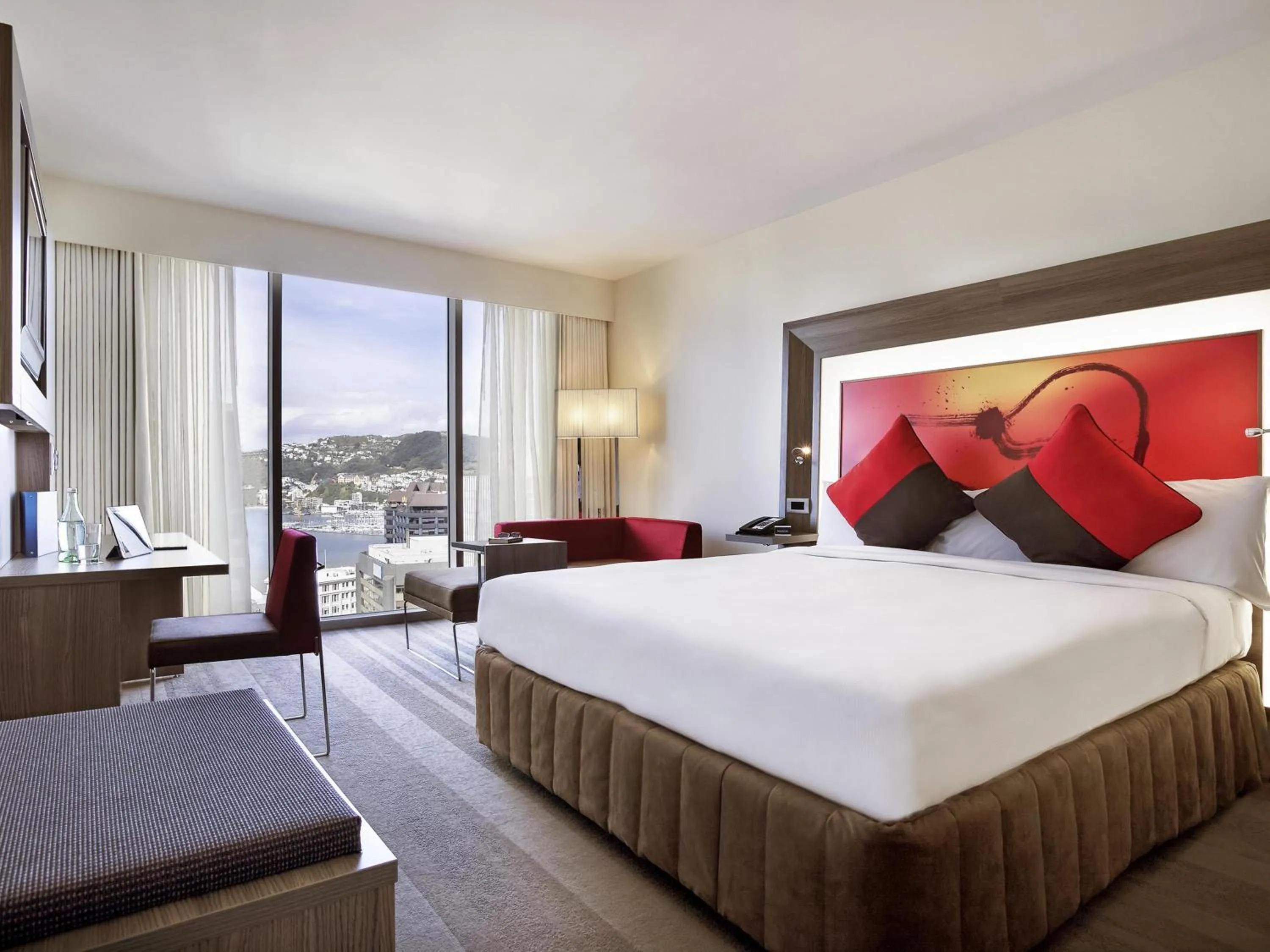Bedroom, Bed in Novotel Wellington