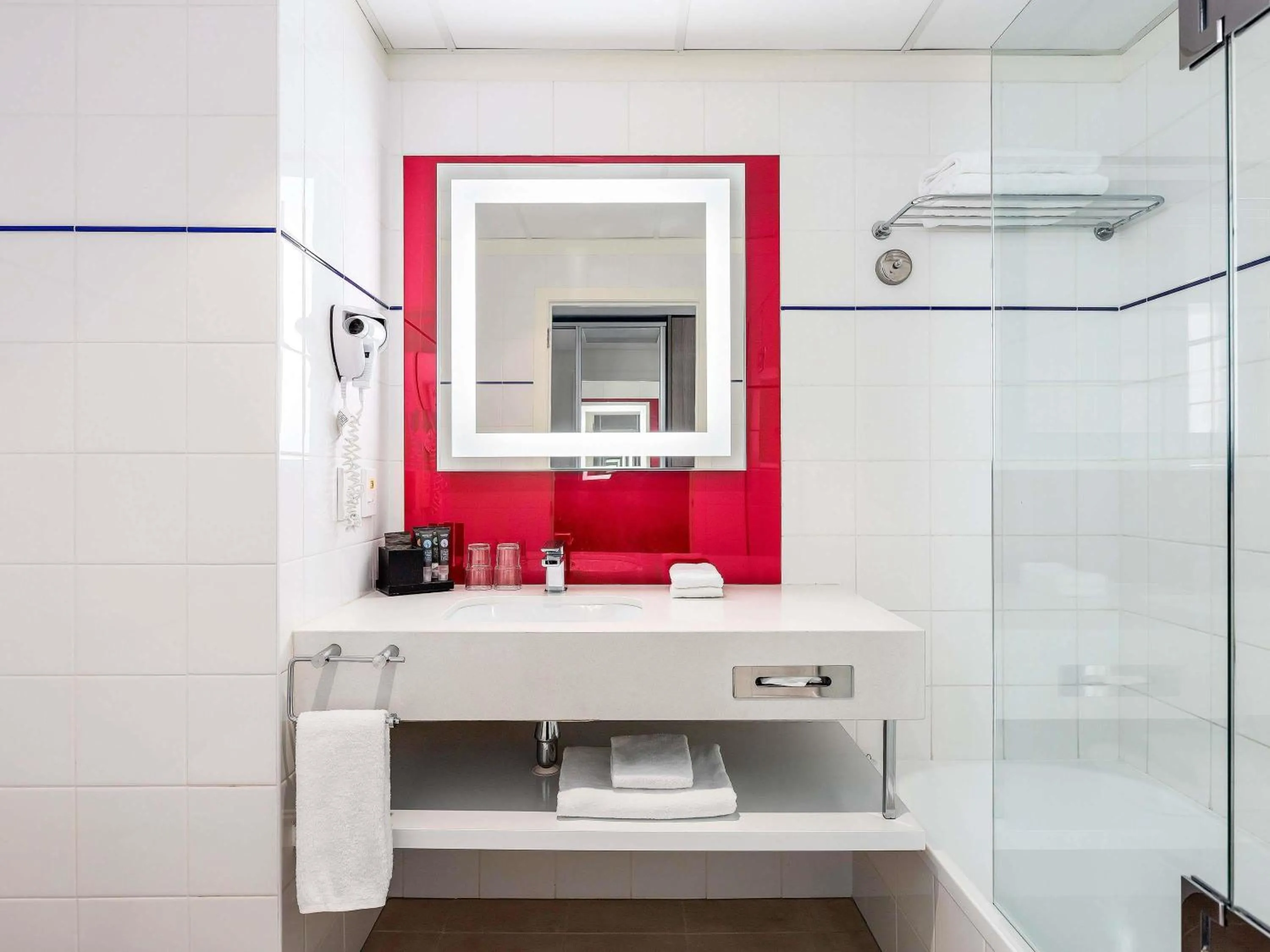 Bedroom in Novotel Wellington