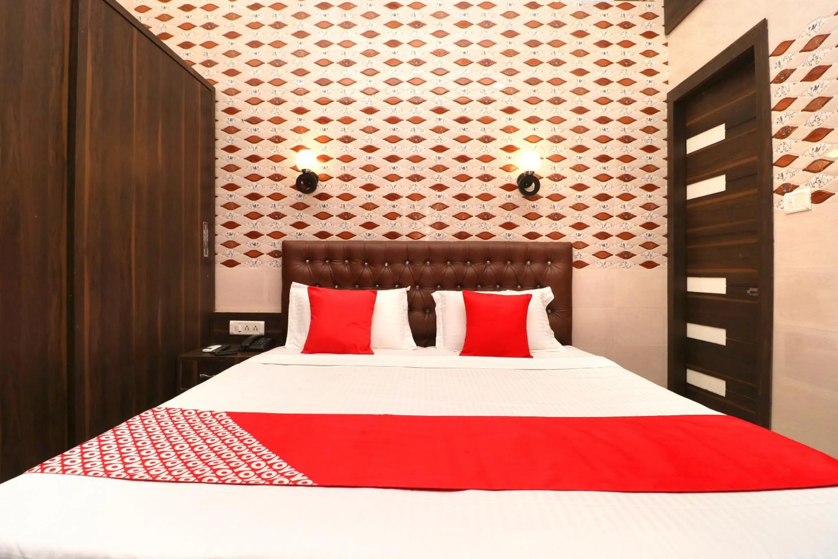Bedroom, Bed in Super Hotel O Max