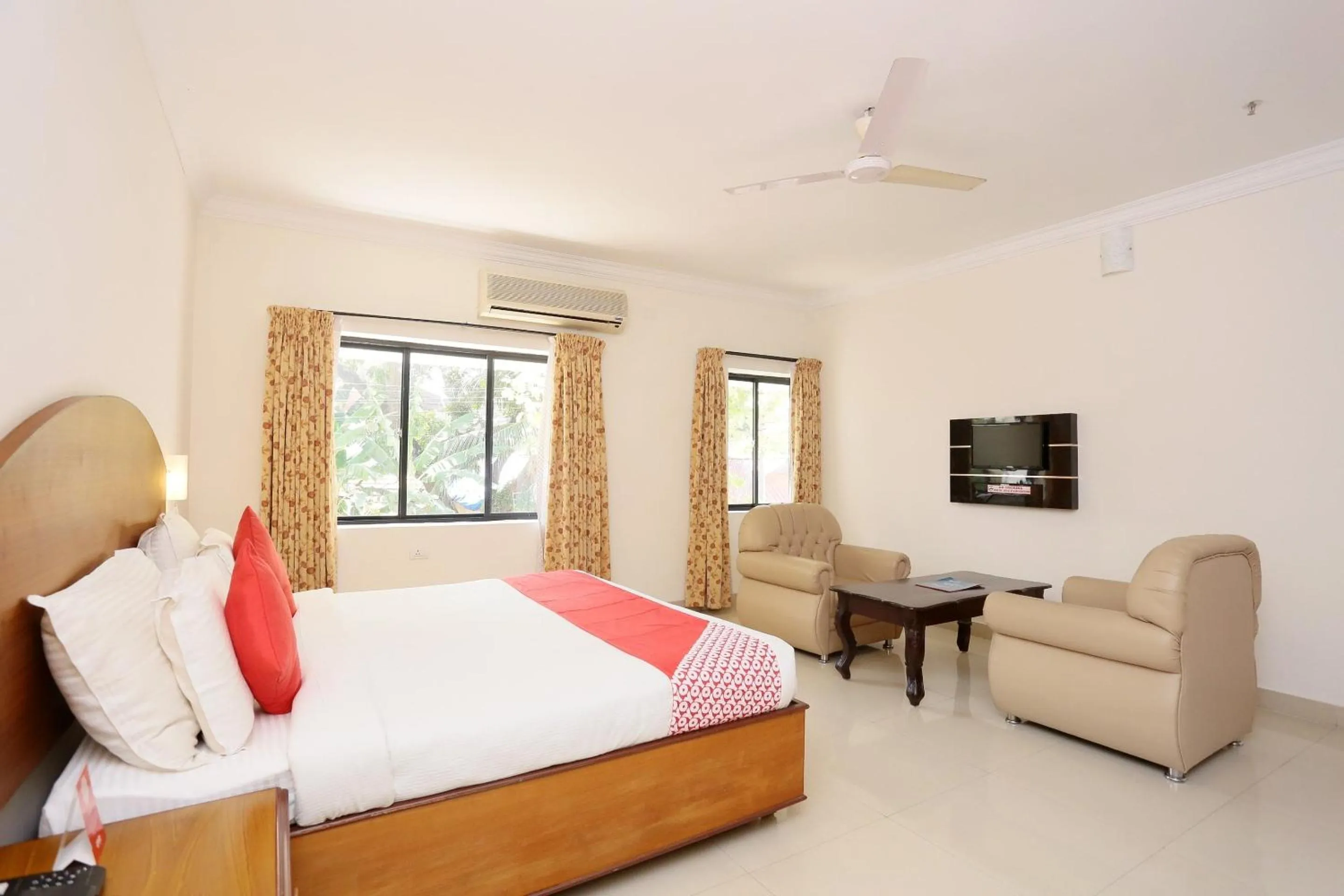 Bedroom, Bed in Townhouse Dona Castle