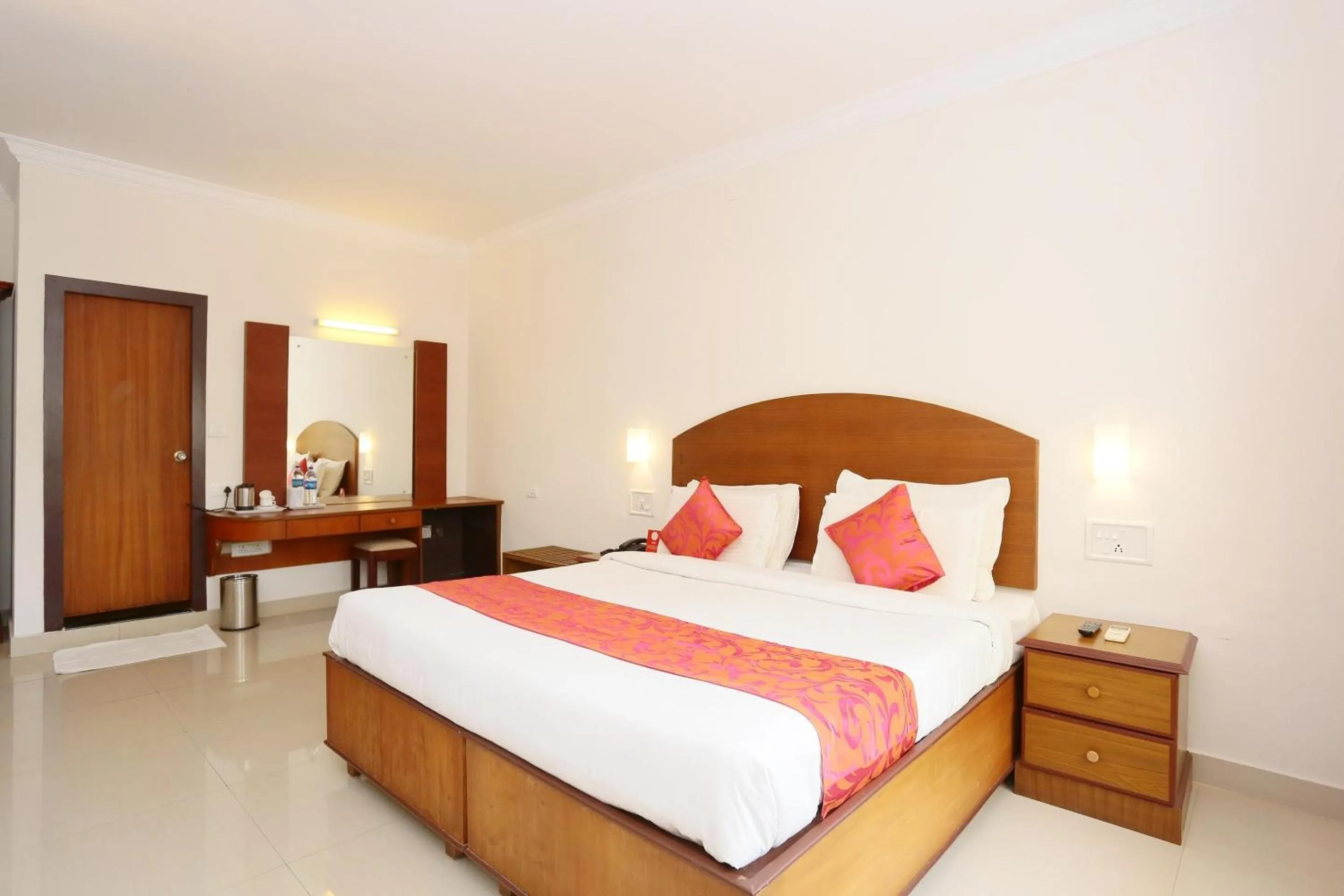 Bedroom, Bed in Townhouse Dona Castle